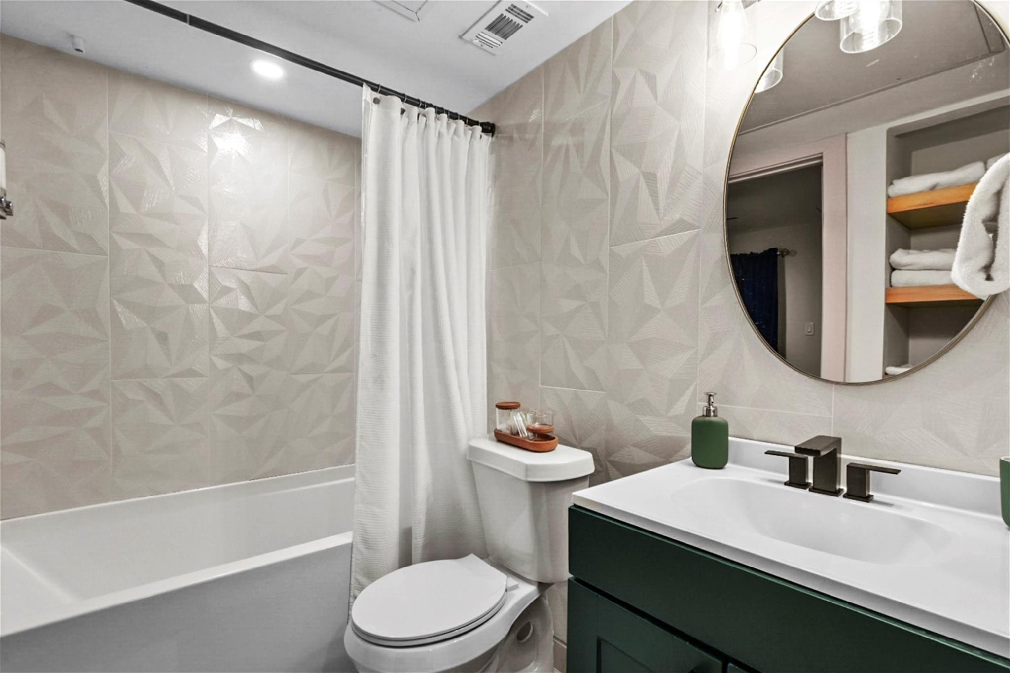 1840 Burton Dr # 192, Austin, TX 78741