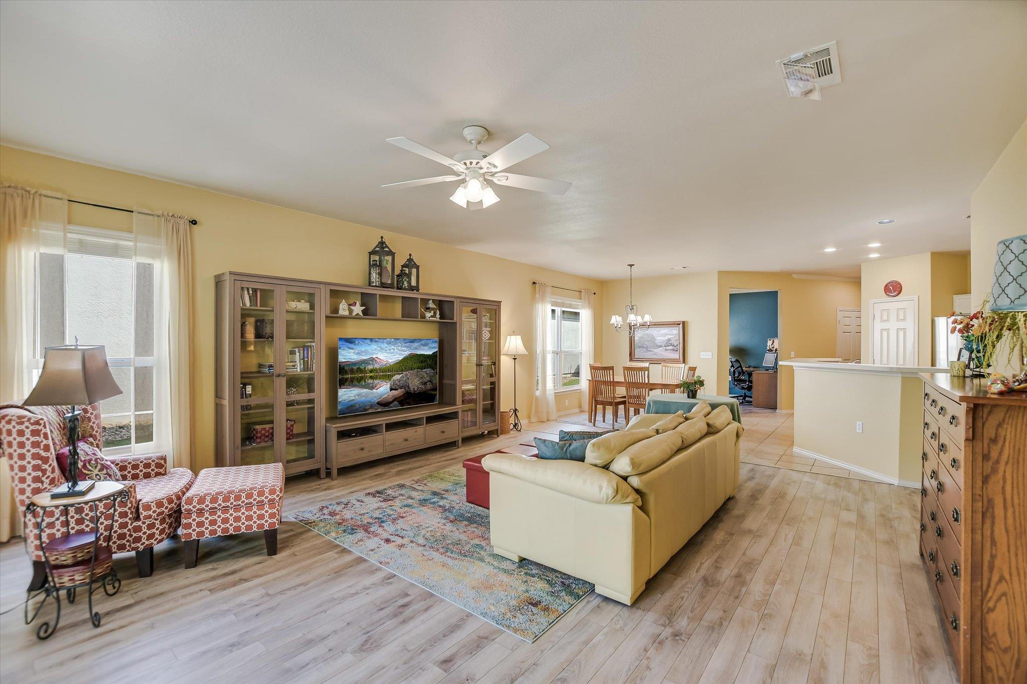 101 Hummingbird Cv, Georgetown, TX 78633