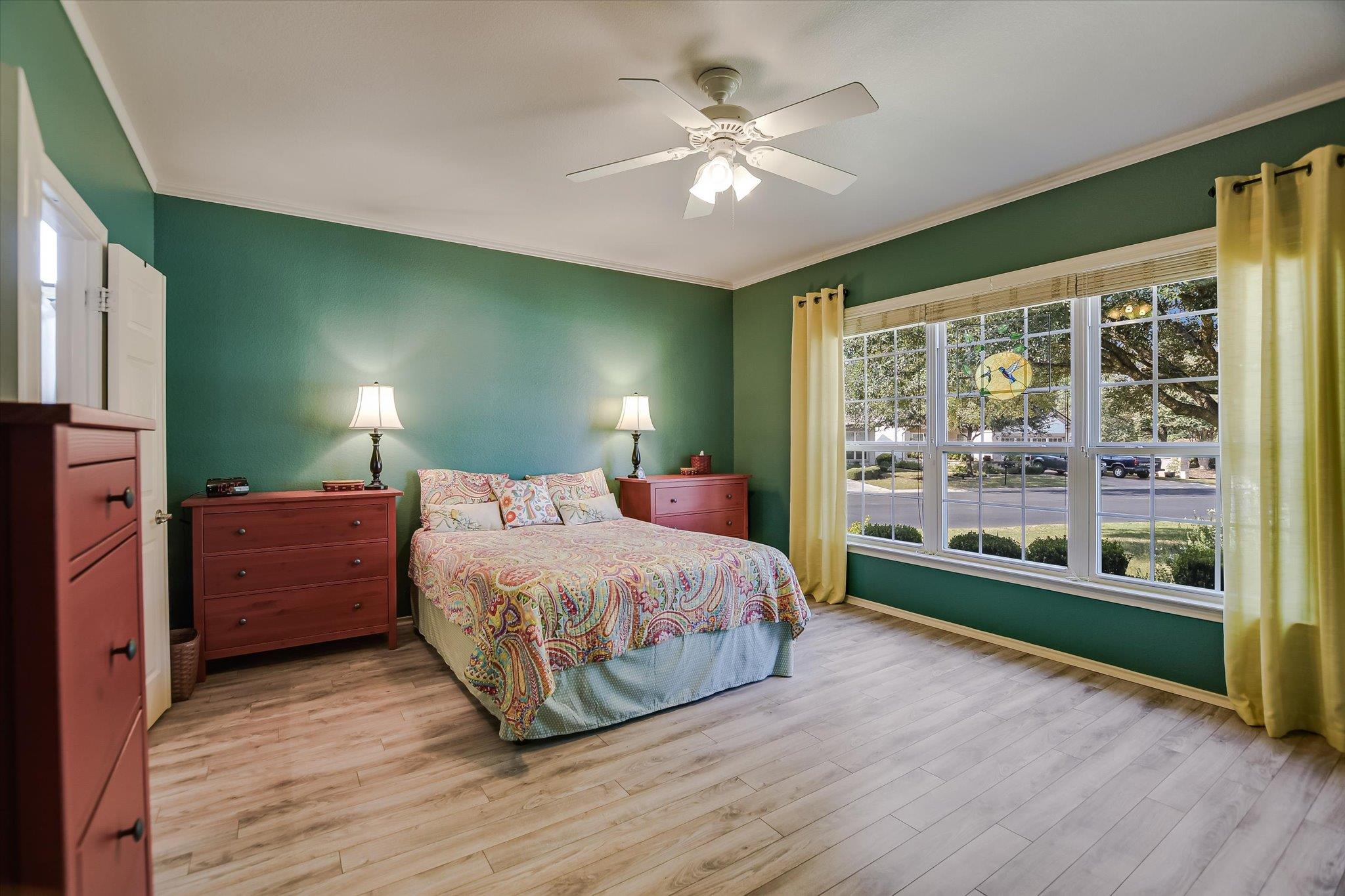 101 Hummingbird Cv, Georgetown, TX 78633