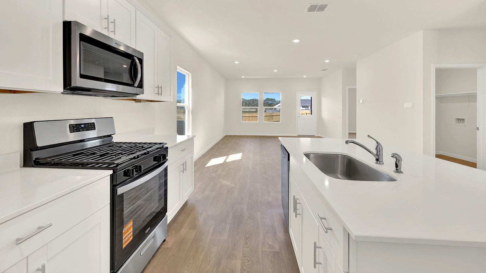 226 SHENANDOAH Dr, Kyle, TX 78640