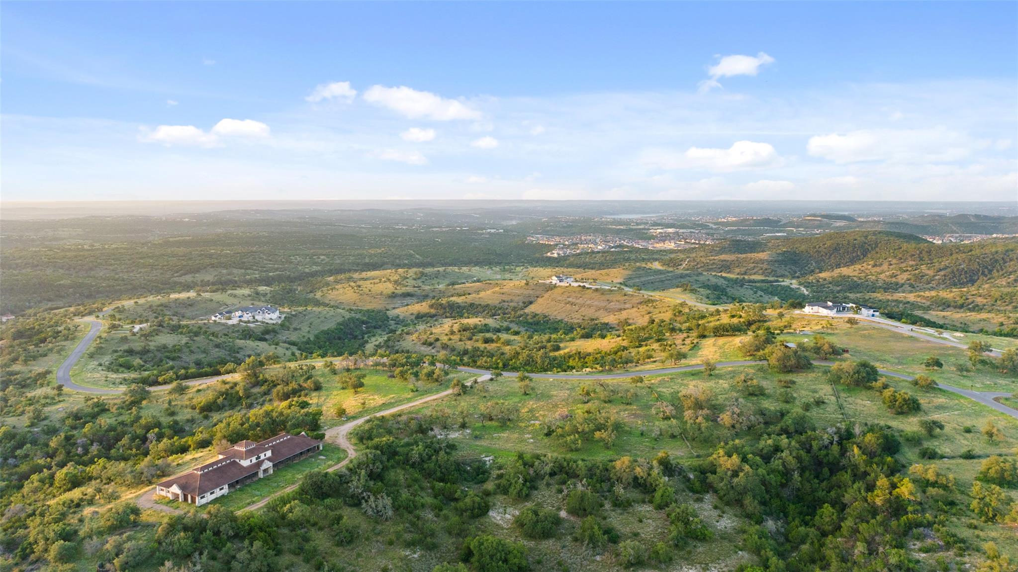 8 Newman Dr, Austin, TX 78738