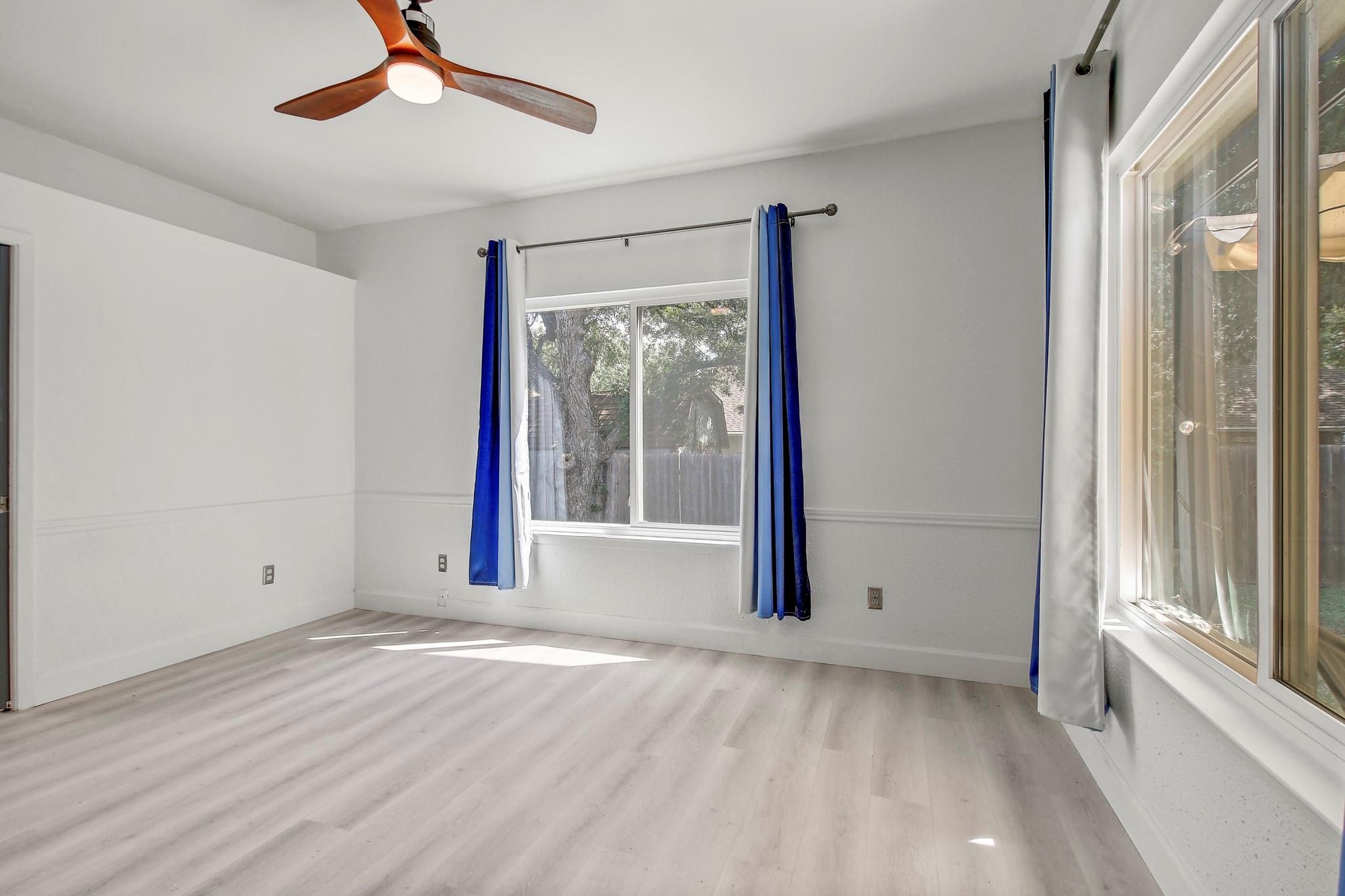 12319 Wycliff Ln, Austin, TX 78727