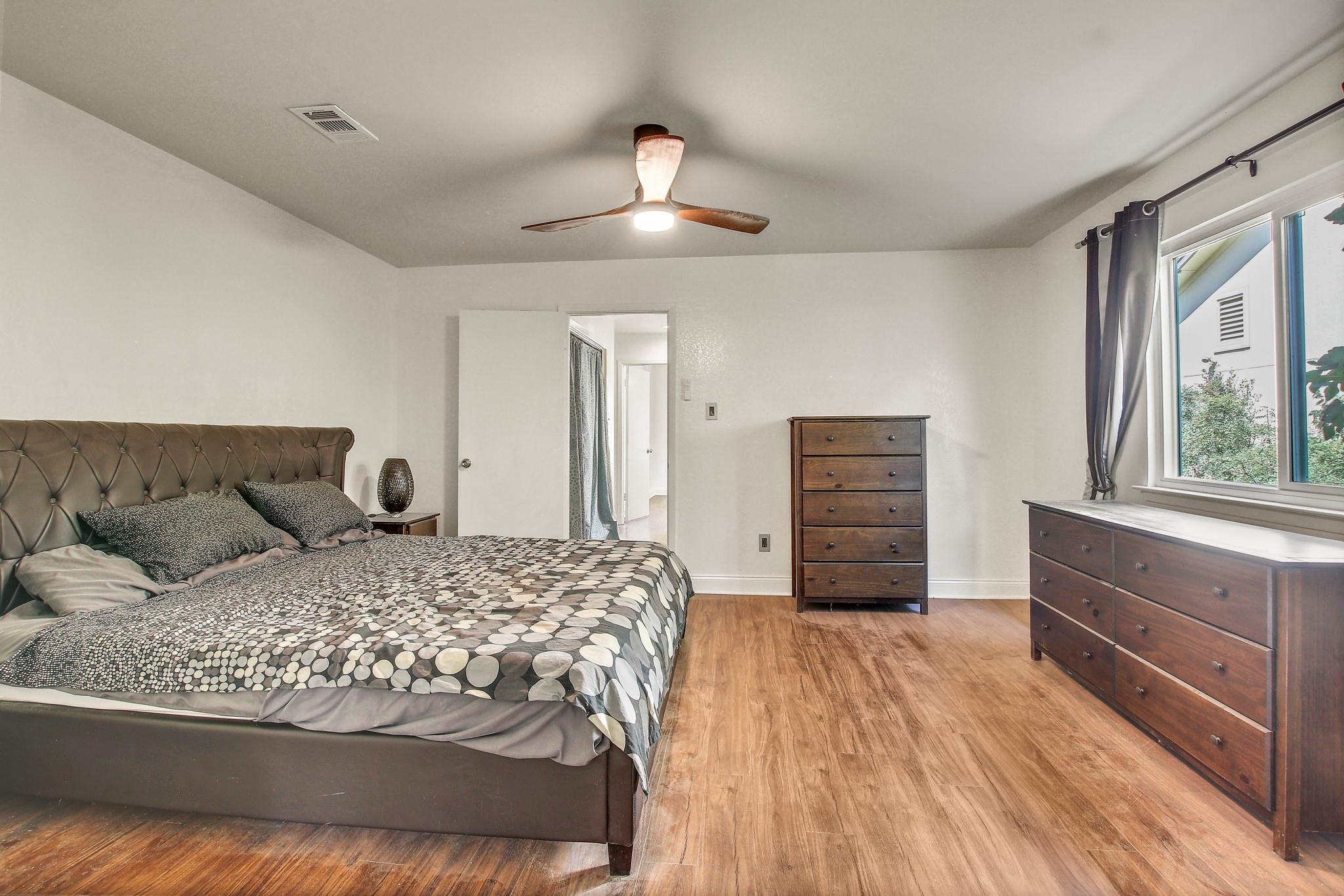 12319 Wycliff Ln, Austin, TX 78727