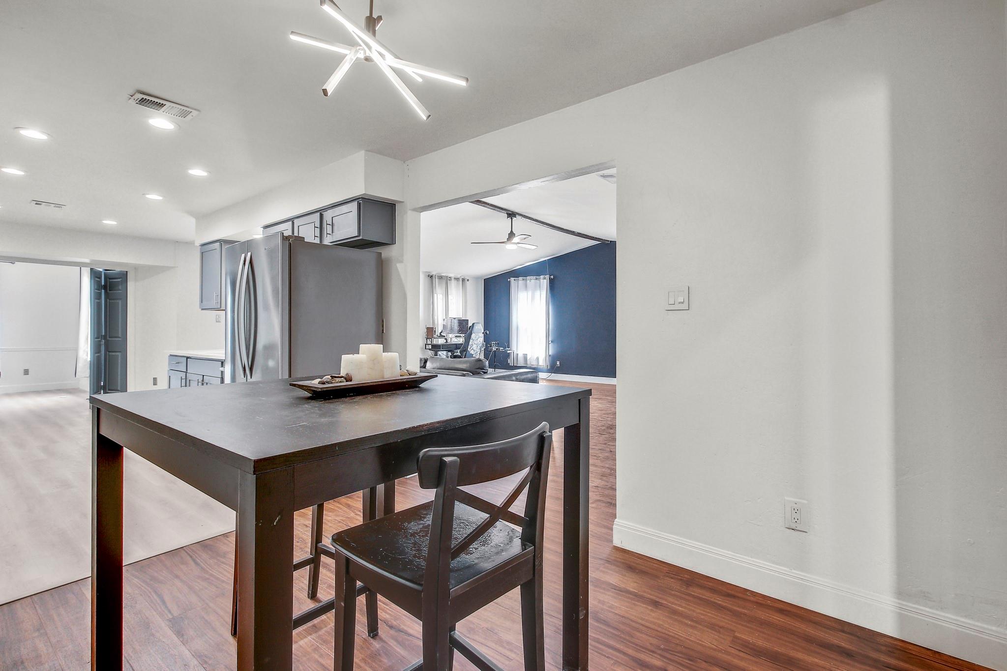 12319 Wycliff Ln, Austin, TX 78727