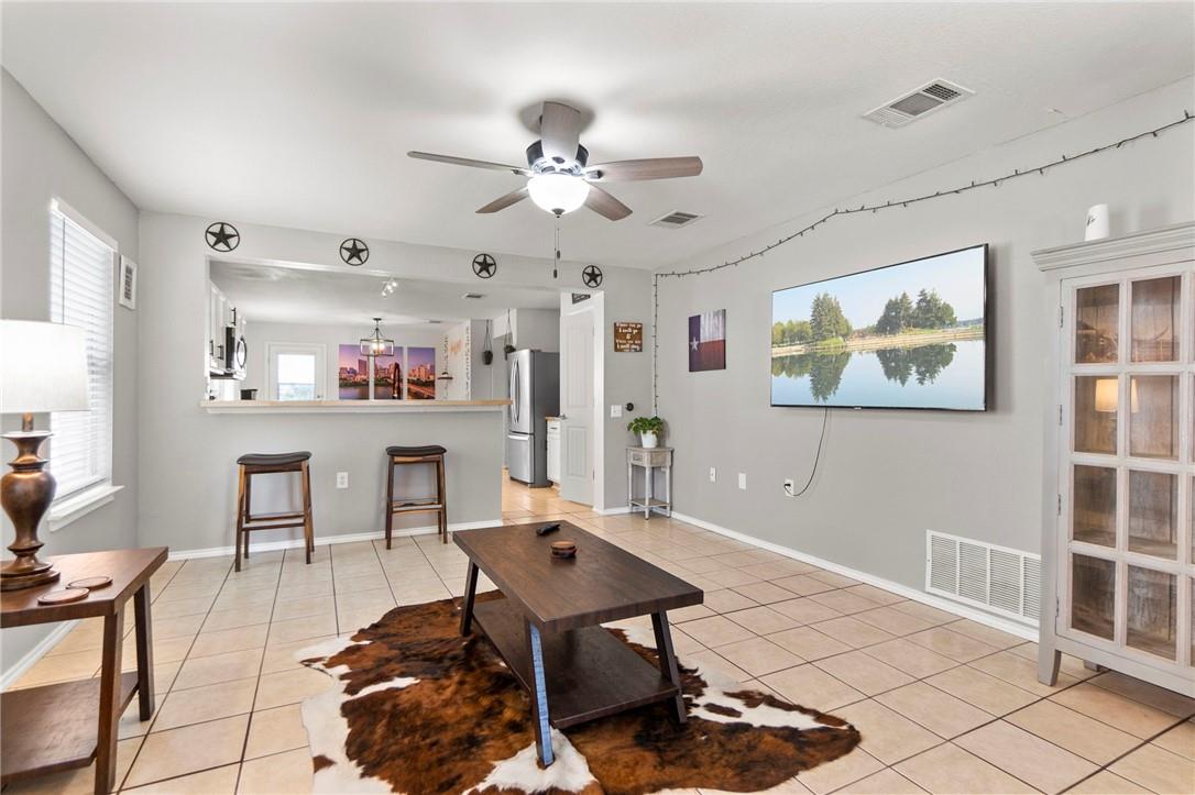 5908 Silver Screen Dr, Austin, TX 78747