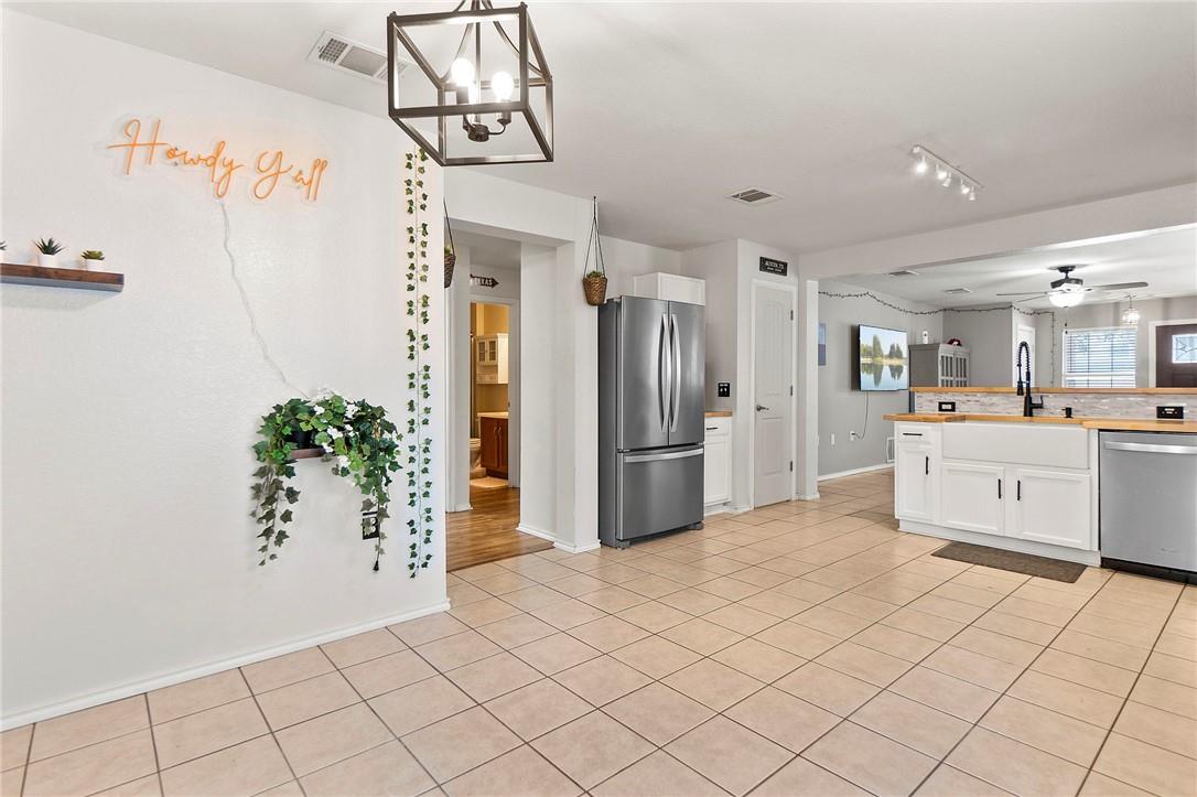 5908 Silver Screen Dr, Austin, TX 78747