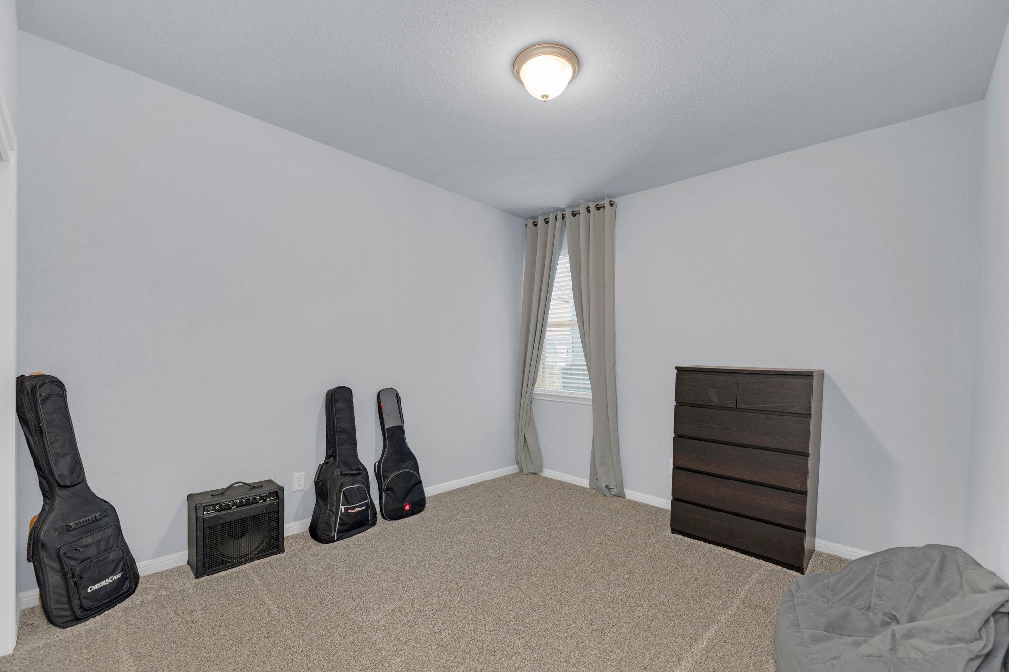 201 El Dorado Rd, Jarrell, TX 76537