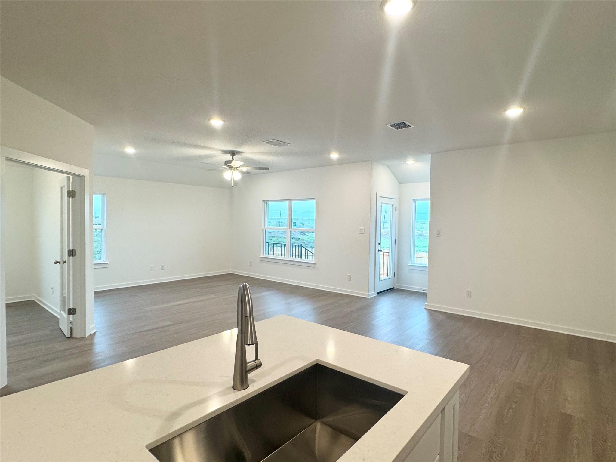 304 Joyful Ln, San Marcos, TX 78666