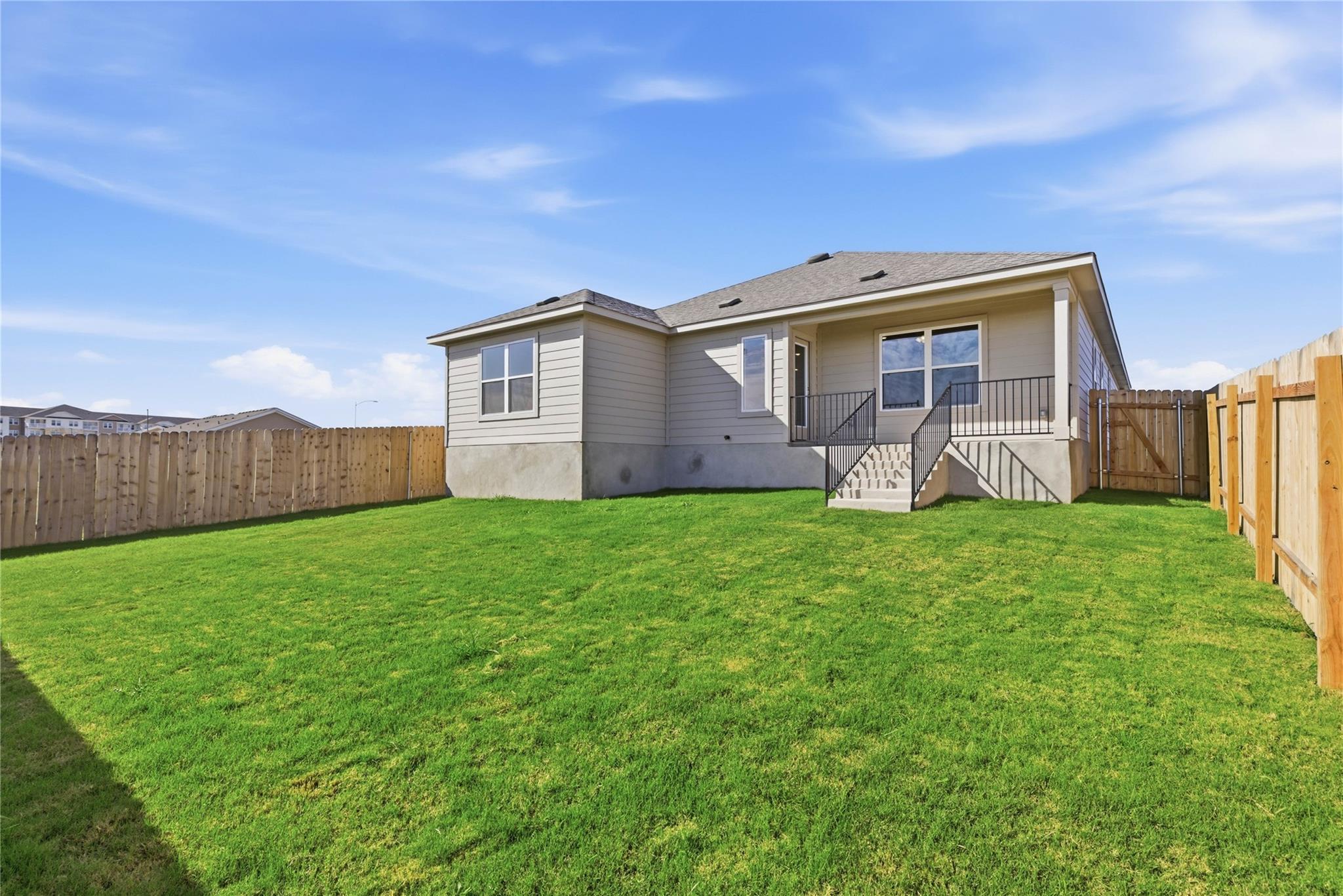 304 Joyful Ln, San Marcos, TX 78666