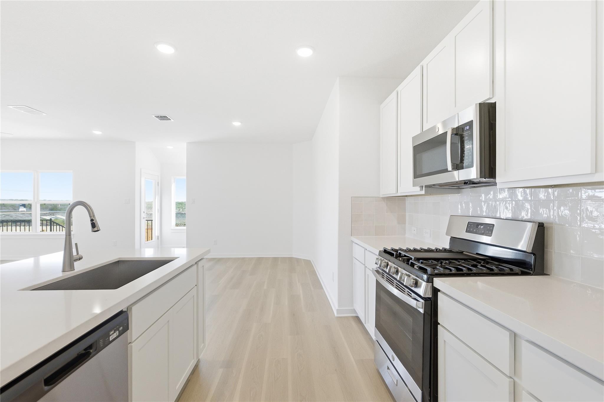 304 Joyful Ln, San Marcos, TX 78666