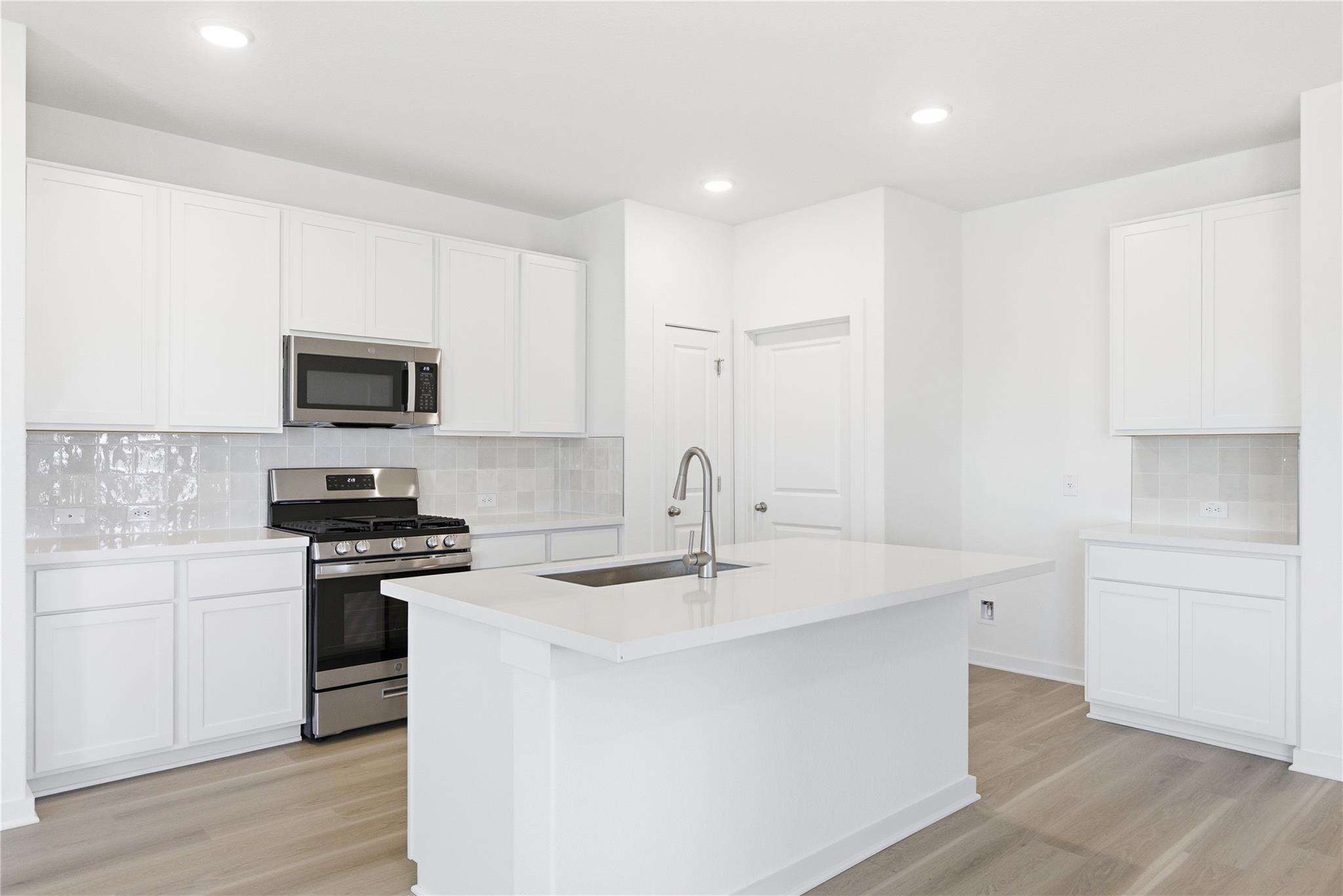 304 Joyful Ln, San Marcos, TX 78666