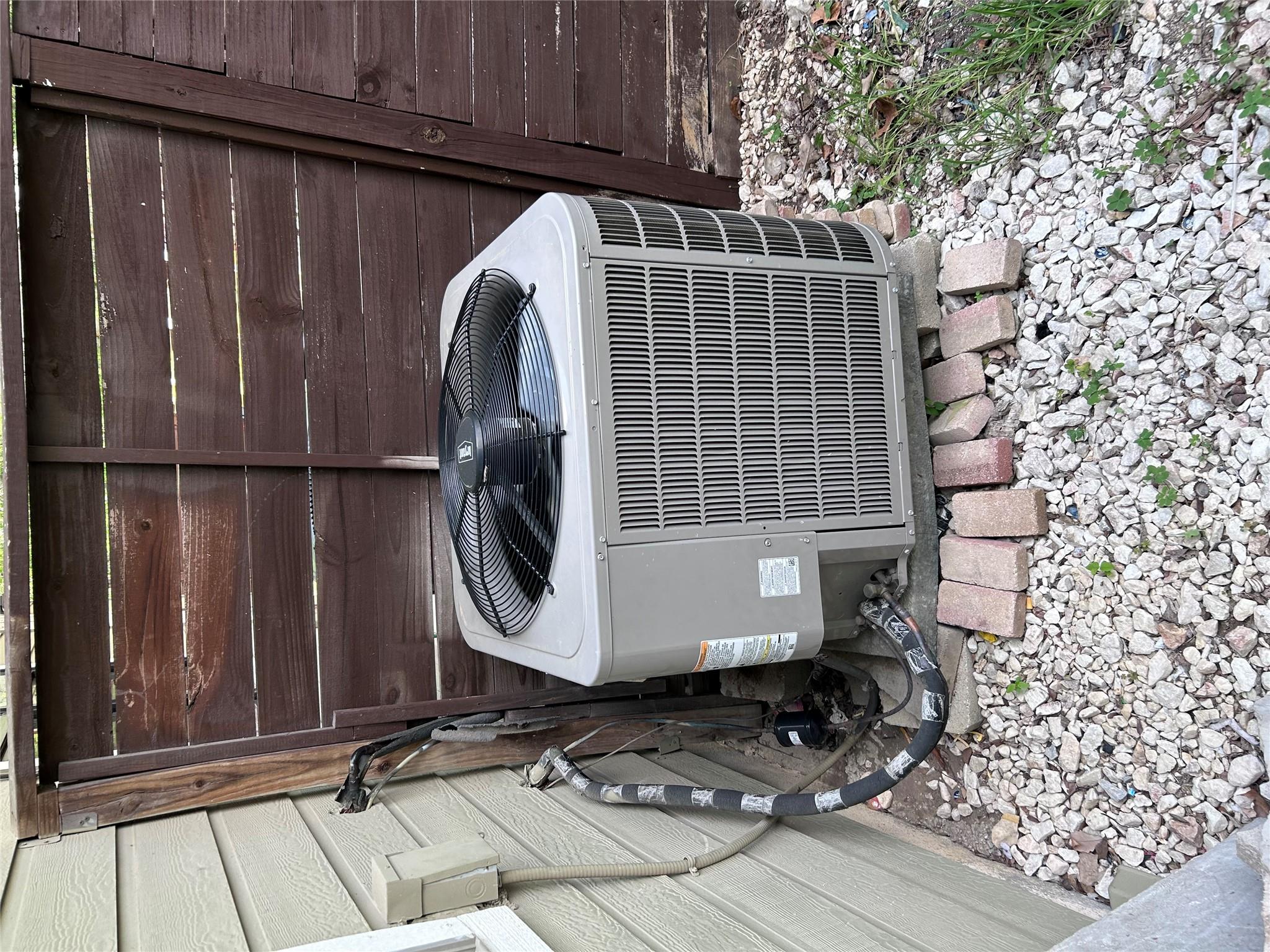 5708 Spring Meadow Rd, Austin, TX 78744