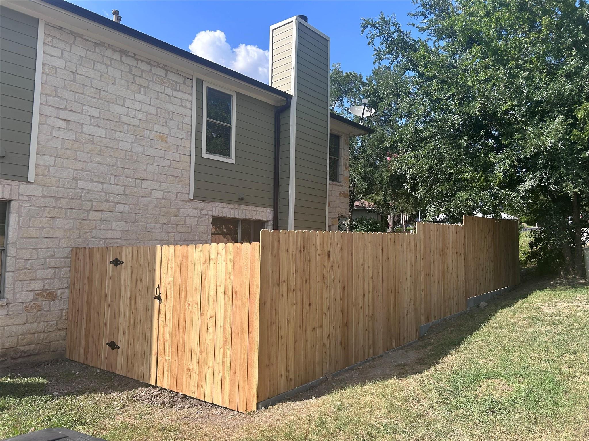 5708 Spring Meadow Rd, Austin, TX 78744