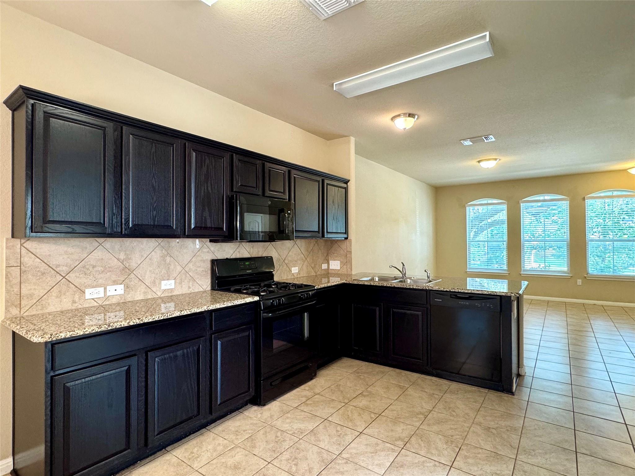 1437 Brooks Way, Leander, TX 78641