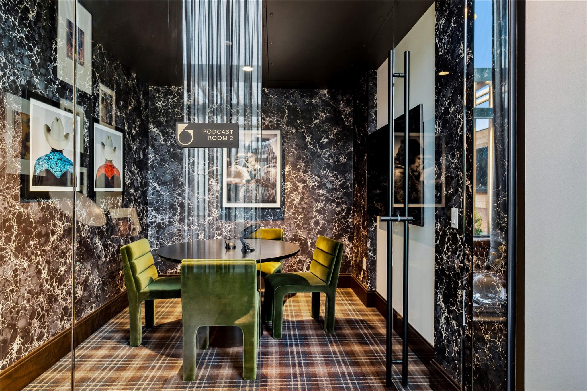 600 Guadalupe St # 6303, Austin, TX 78701