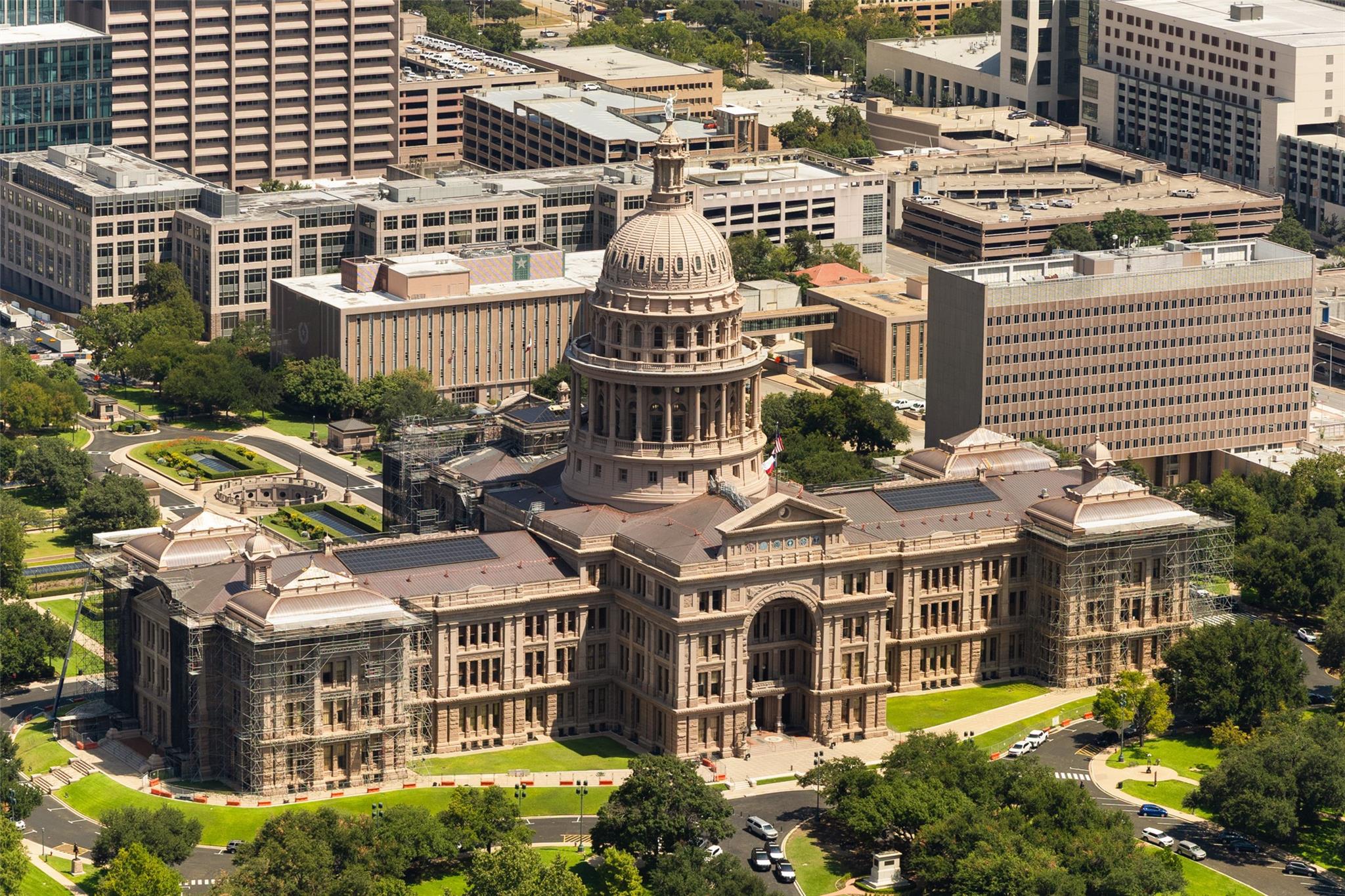 600 Guadalupe St # 6303, Austin, TX 78701