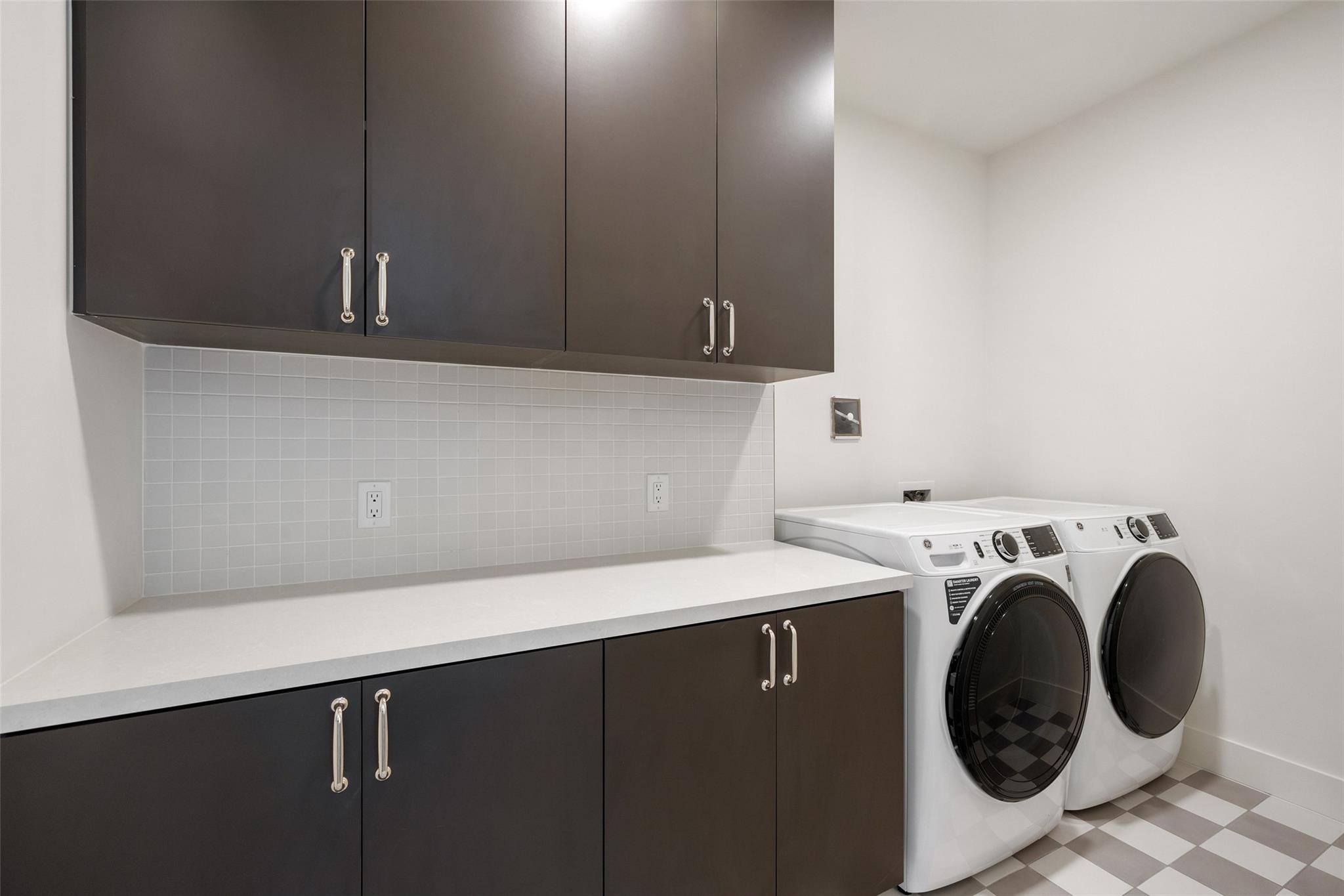 600 Guadalupe St # 6303, Austin, TX 78701