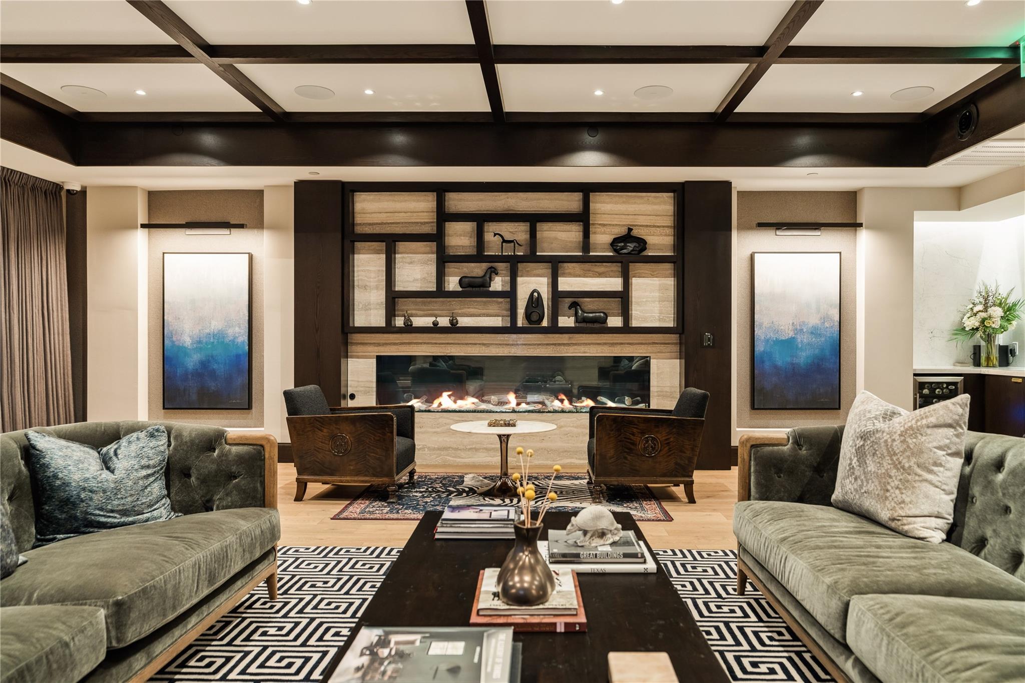 600 Guadalupe St # 6303, Austin, TX 78701