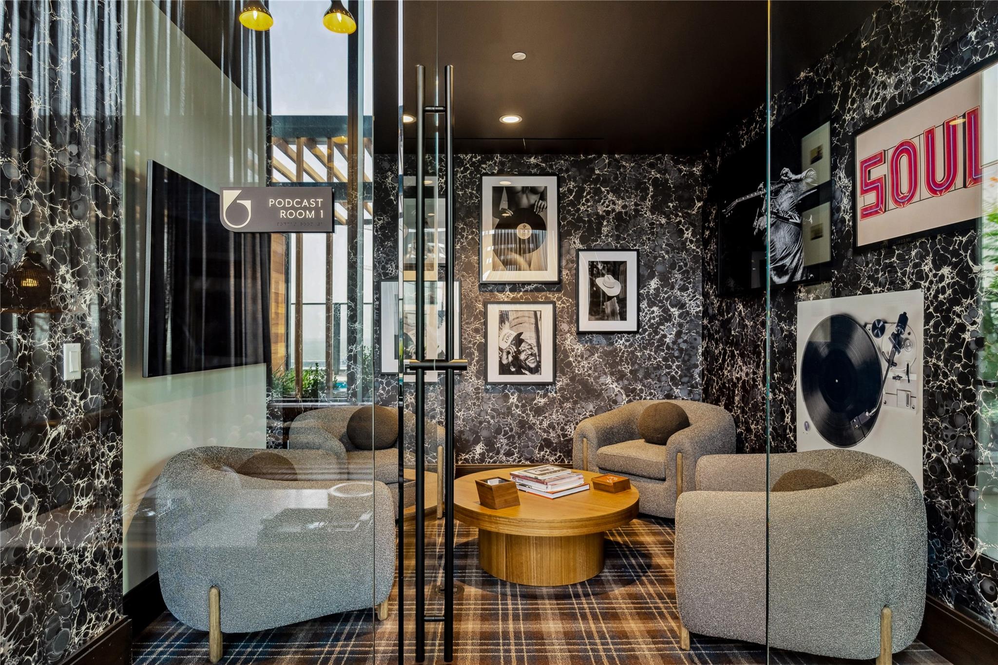 600 Guadalupe St # 6303, Austin, TX 78701