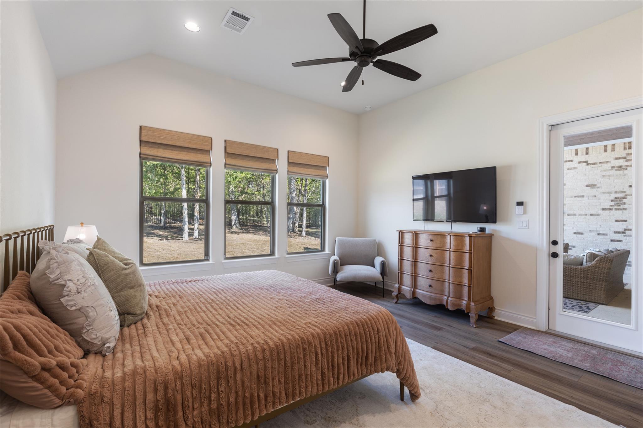 132 Darst Ln, Bastrop, TX 78602