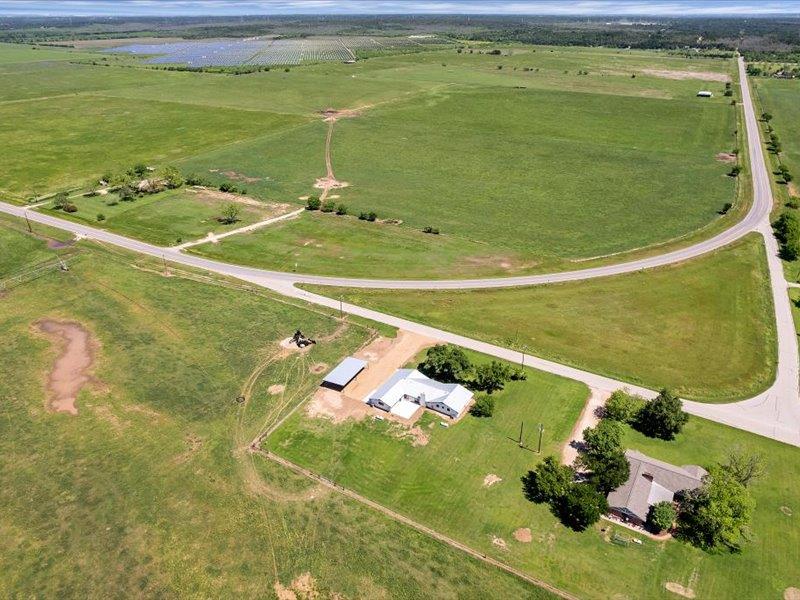 2719 Post Oak Rd, Webberville, TX 78653