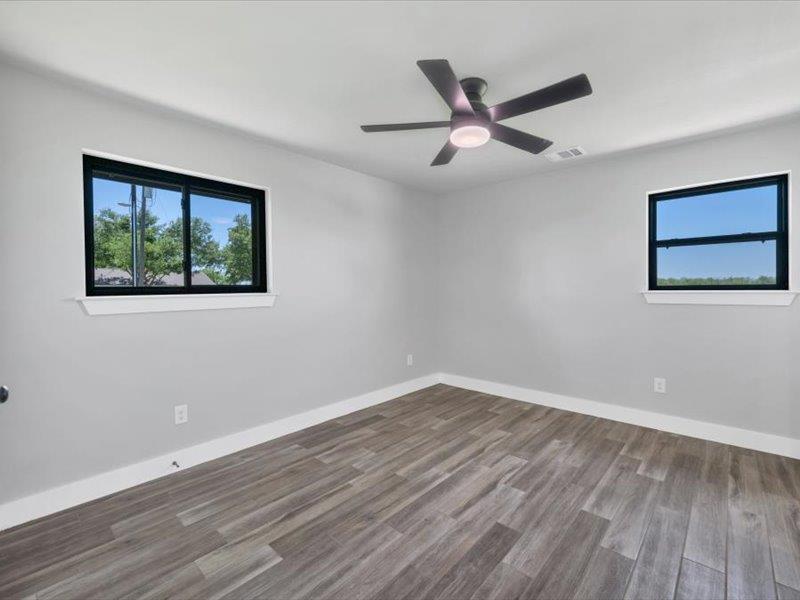 2719 Post Oak Rd, Webberville, TX 78653