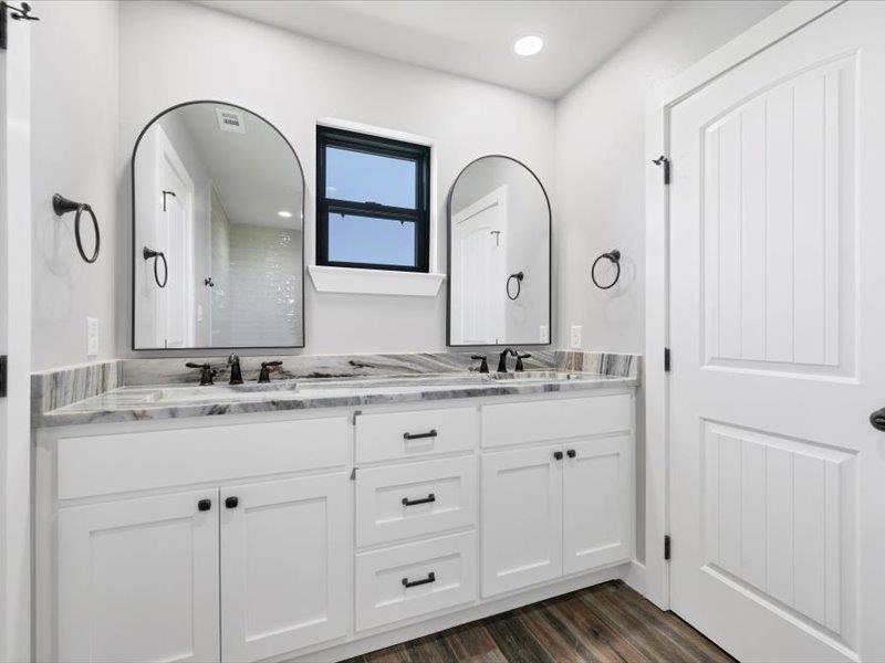 2719 Post Oak Rd, Webberville, TX 78653