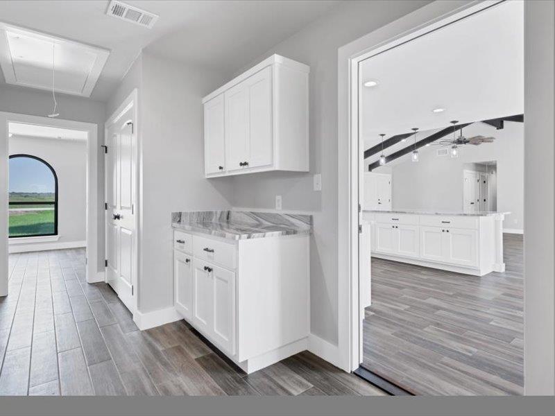 2719 Post Oak Rd, Webberville, TX 78653