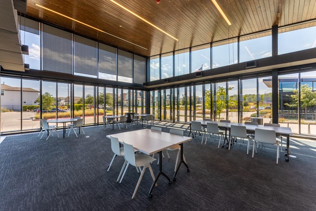 7304 Van Ness St, Austin, TX 78744