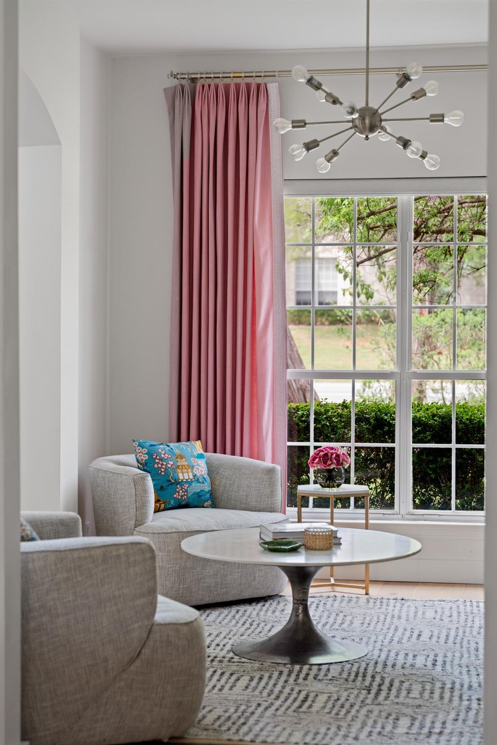 102 Hurst Creek Rd, Lakeway, TX 78734