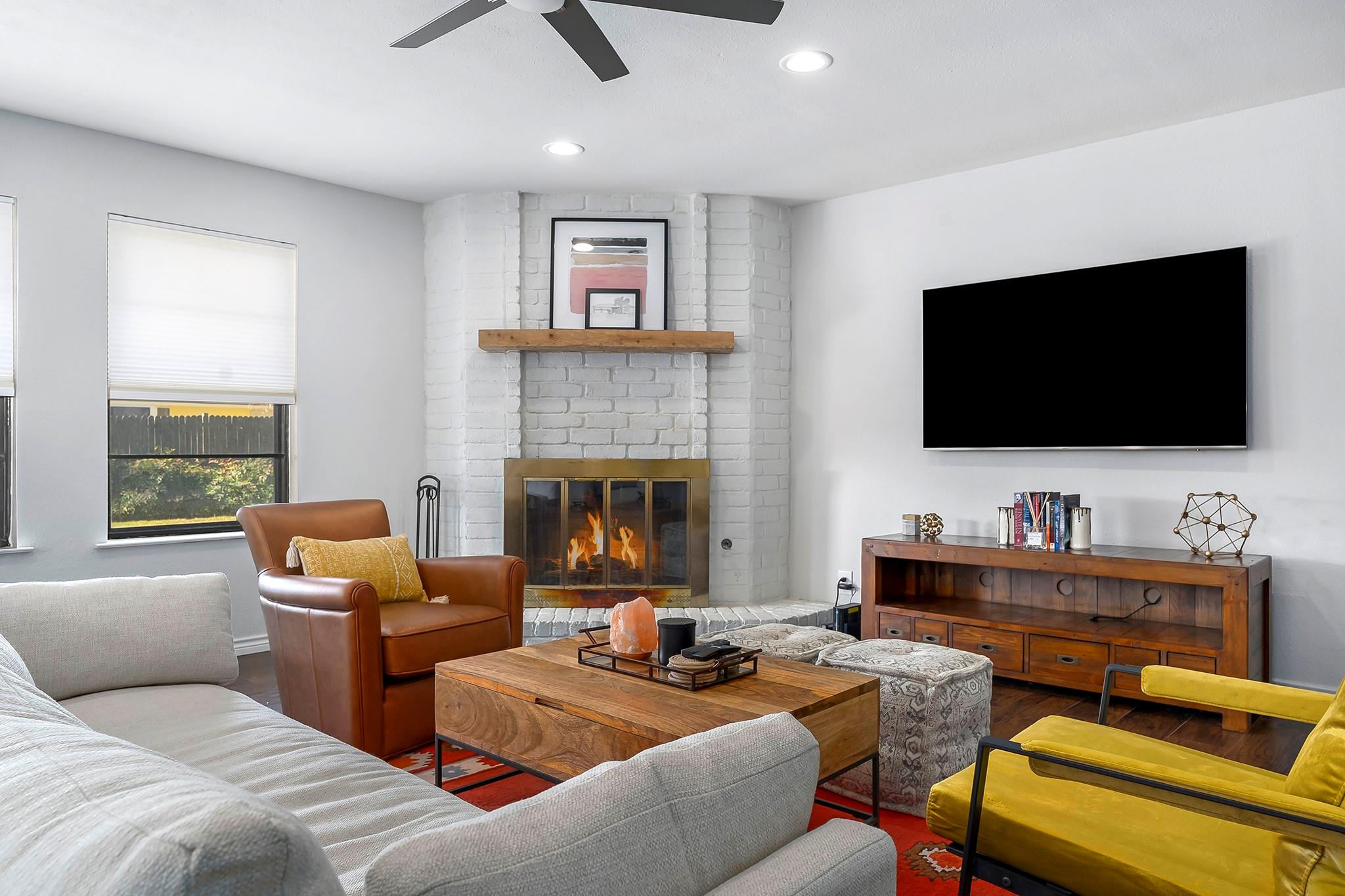 2507 Broken Oak Dr, Austin, TX 78745