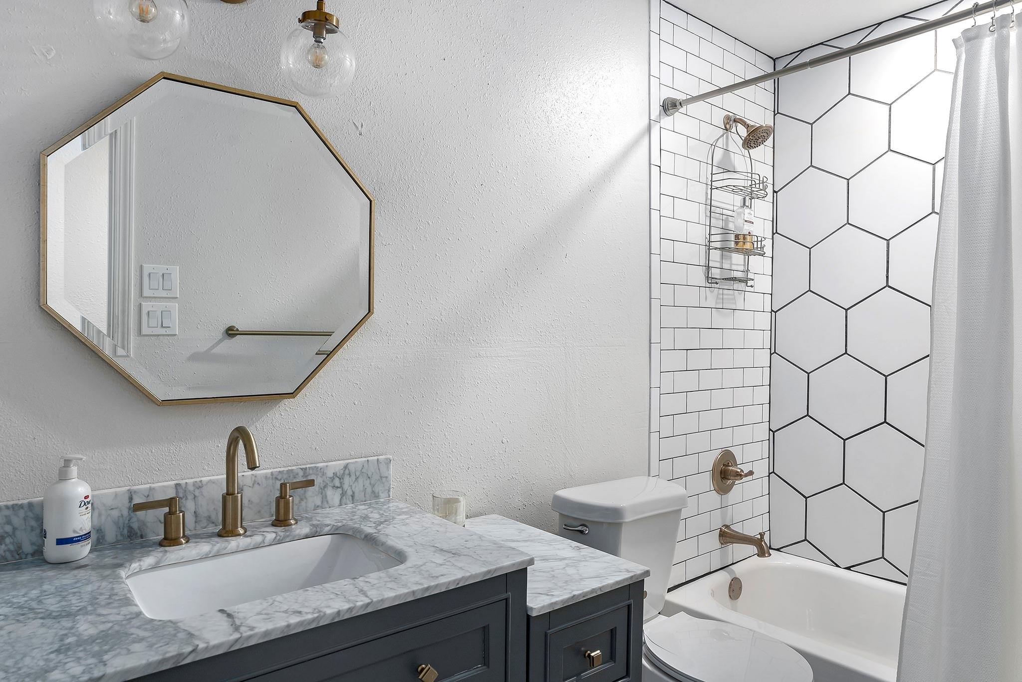 2507 Broken Oak Dr, Austin, TX 78745