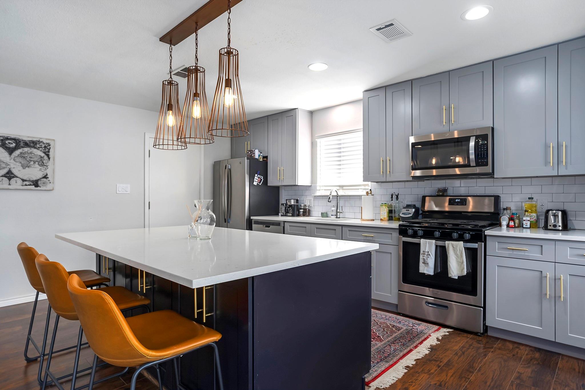 2507 Broken Oak Dr, Austin, TX 78745