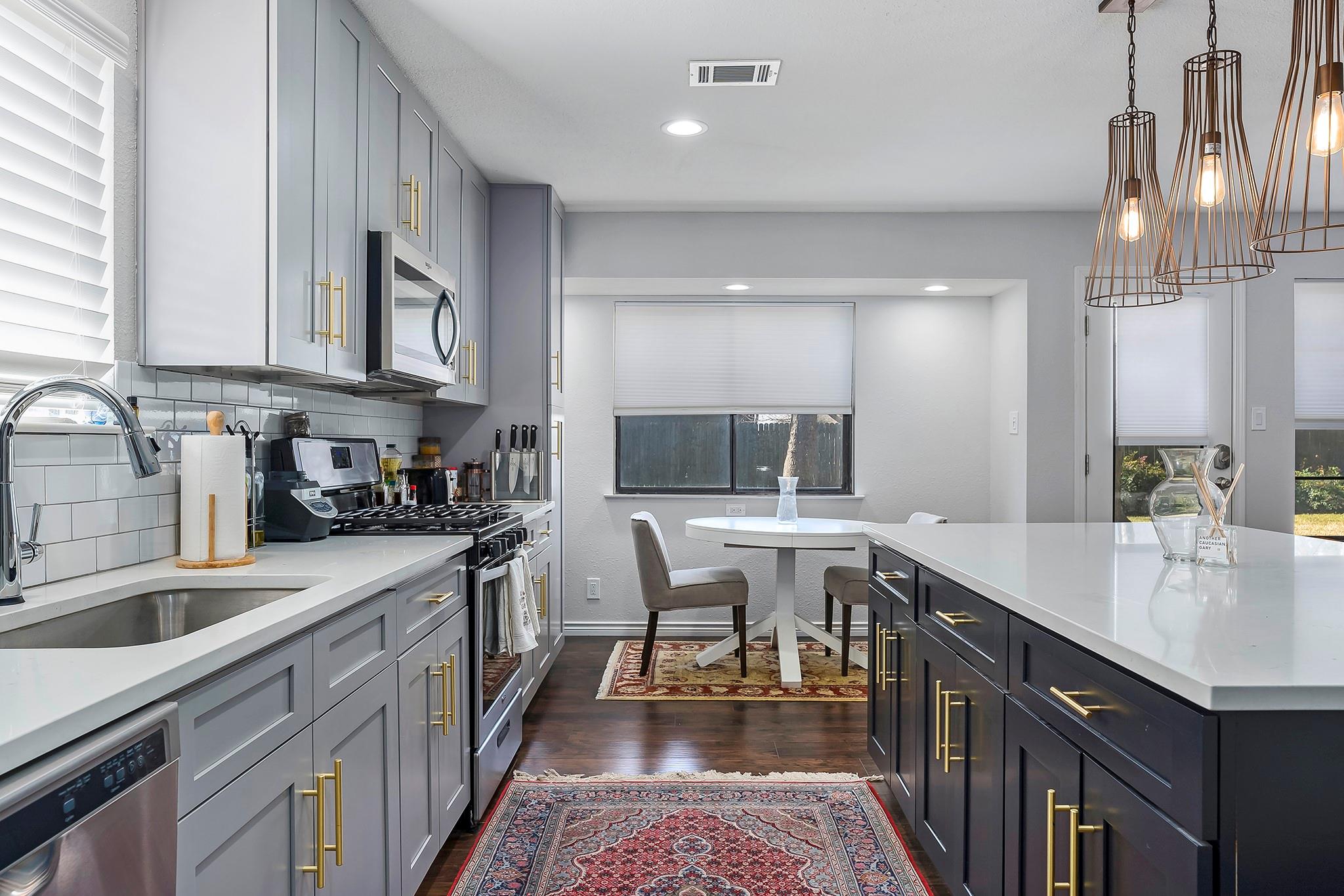 2507 Broken Oak Dr, Austin, TX 78745