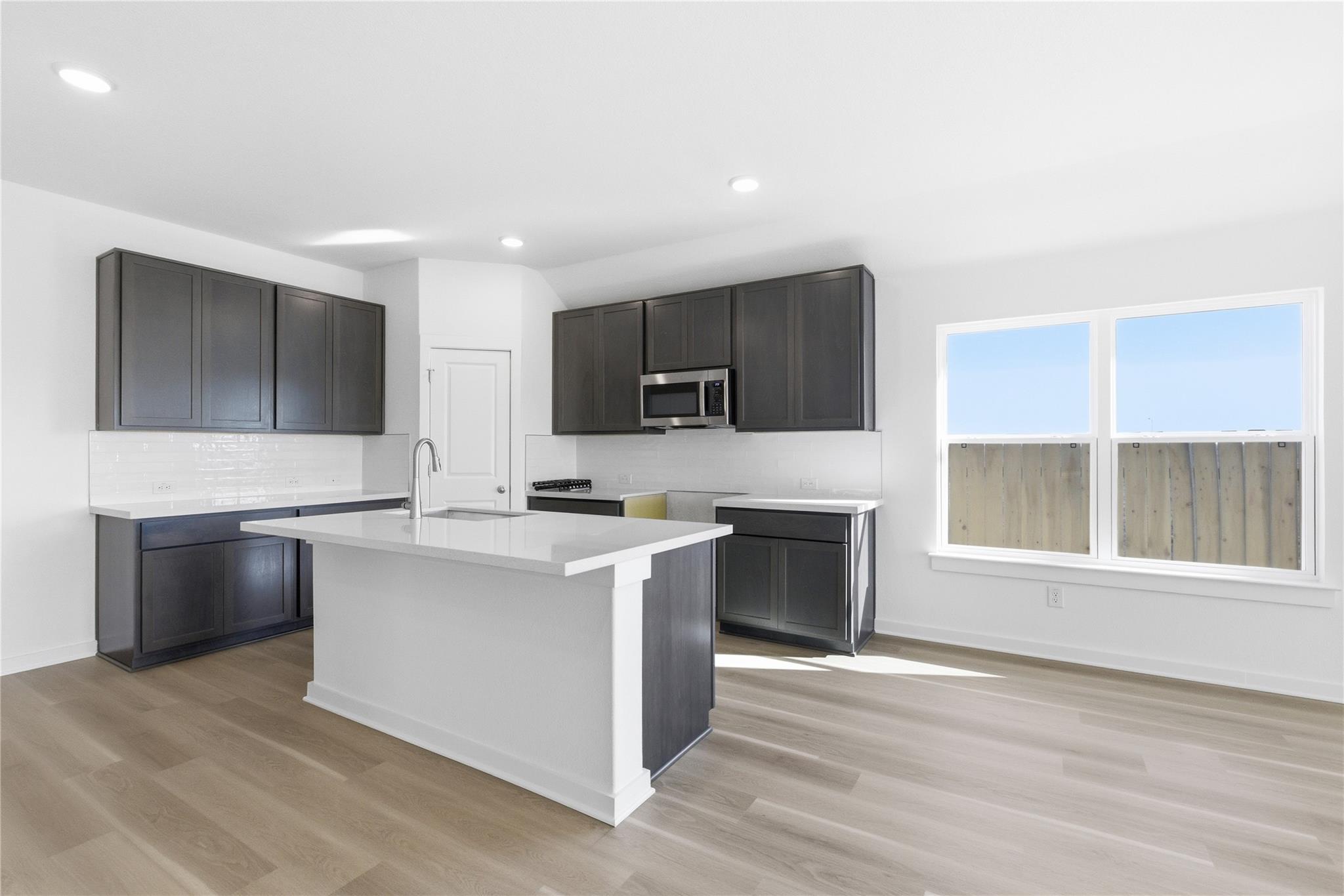 212 Hazy View Rd, San Marcos, TX 78666