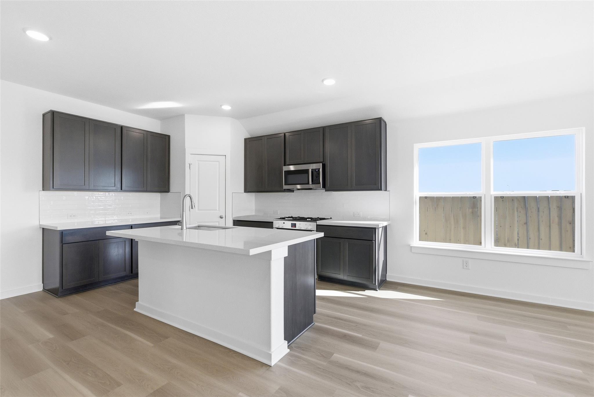 212 Hazy View Rd, San Marcos, TX 78666