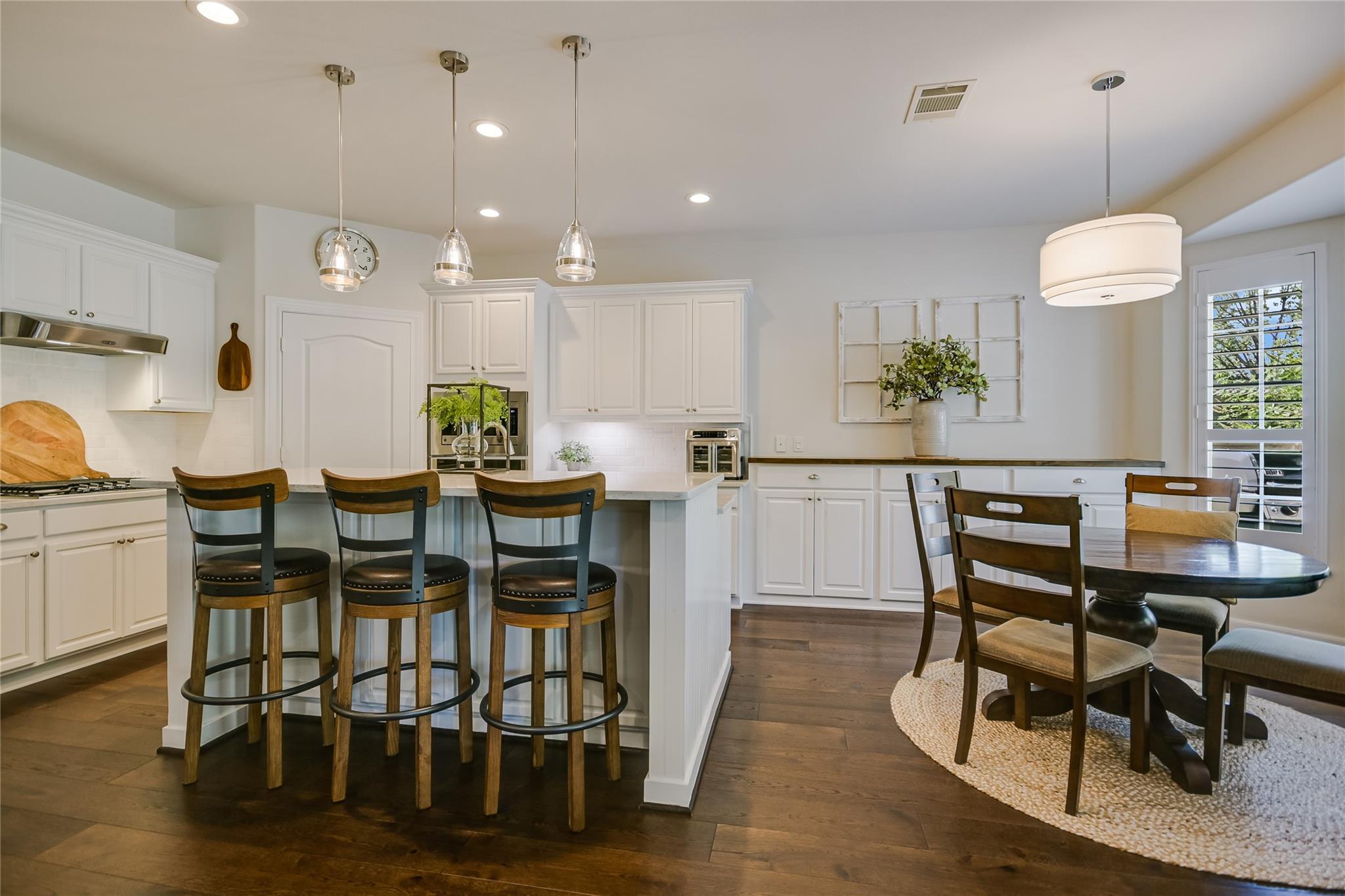 105 Whirlwind Cv, Georgetown, TX 78633