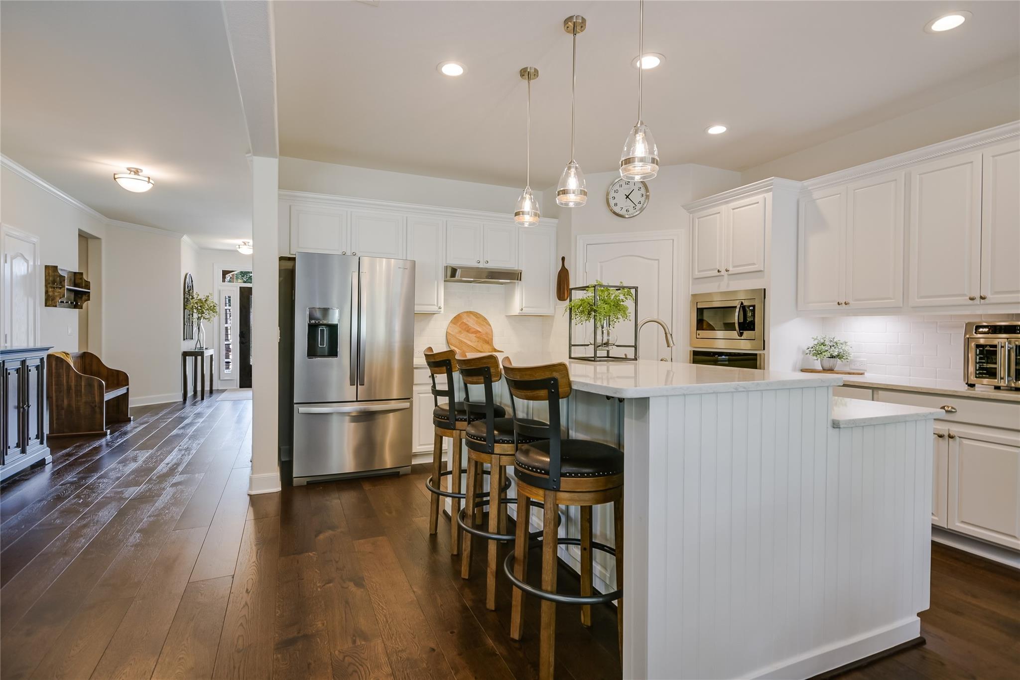 105 Whirlwind Cv, Georgetown, TX 78633