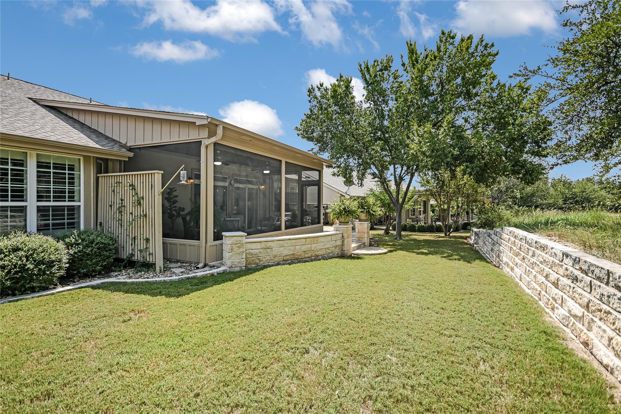 105 Whirlwind Cv, Georgetown, TX 78633