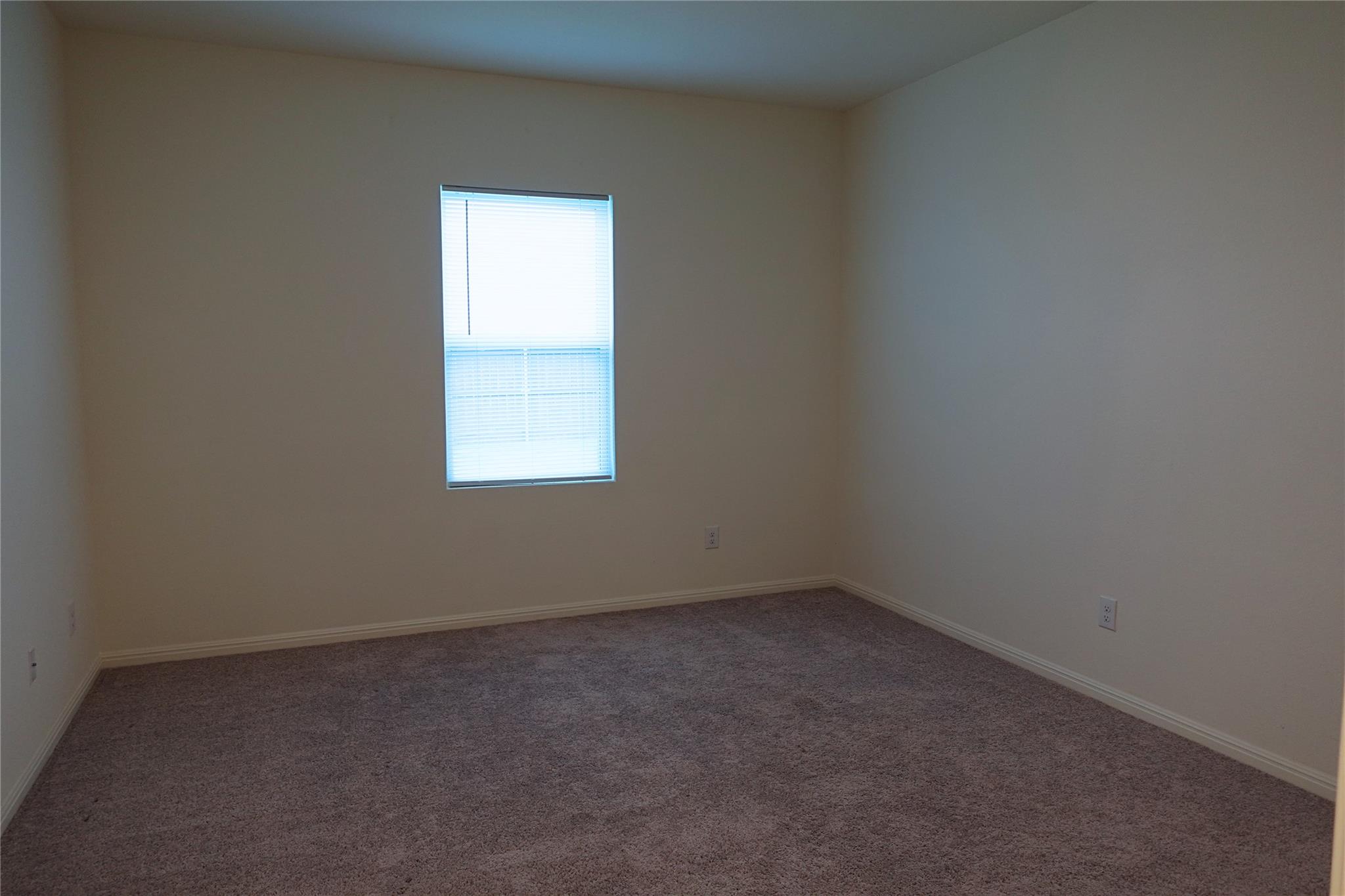 402 Plateau St, Maxwell, TX 78656