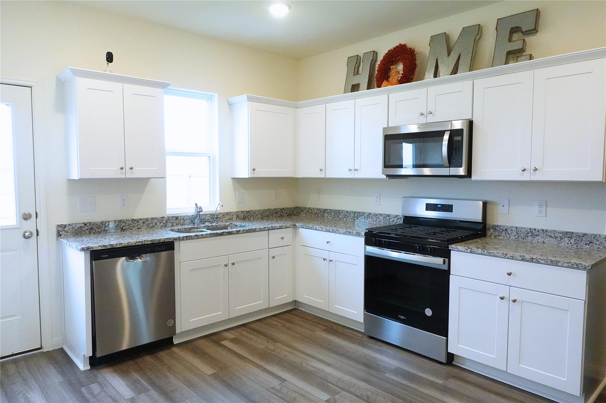 402 Plateau St, Maxwell, TX 78656