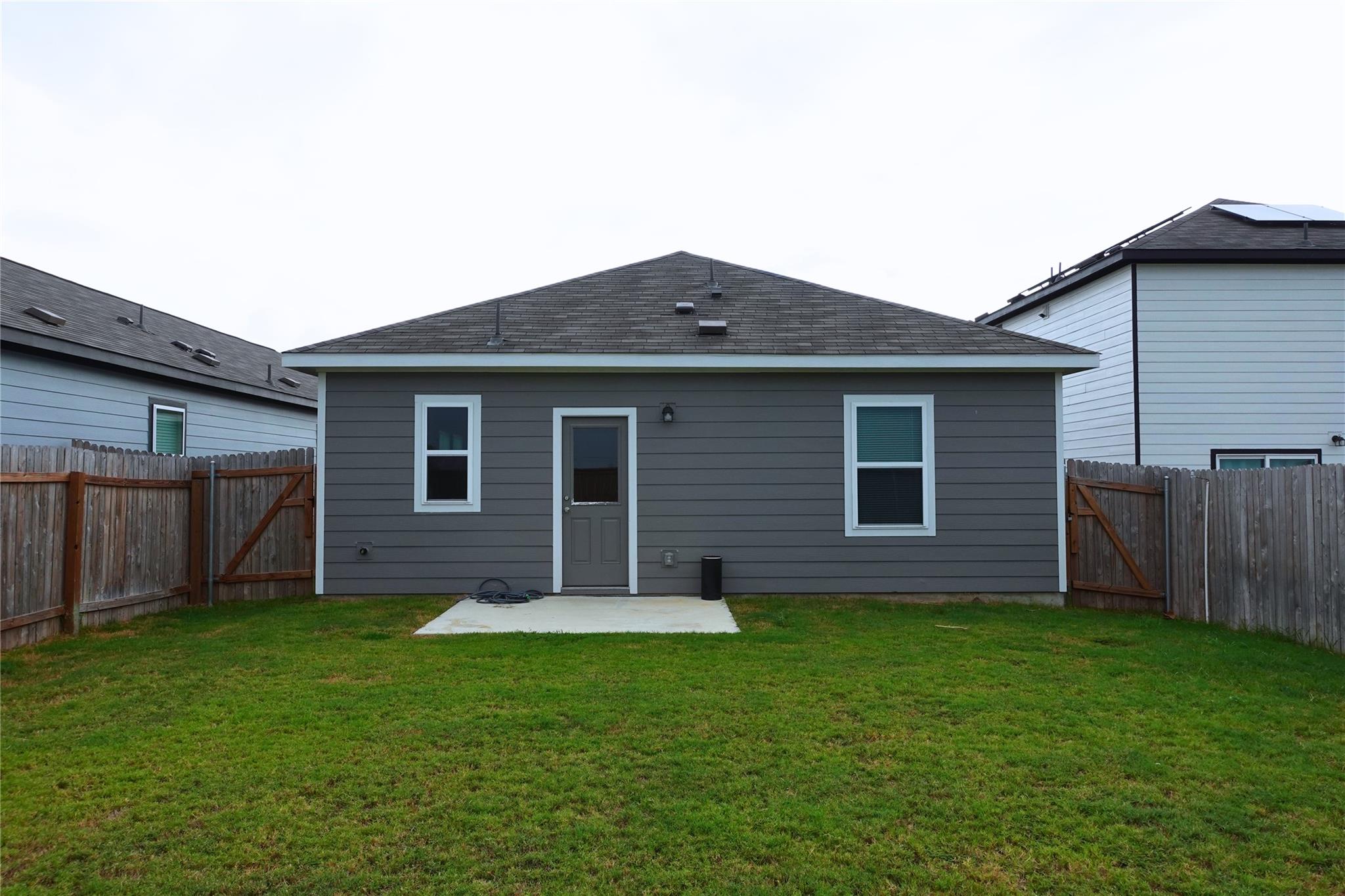 402 Plateau St, Maxwell, TX 78656