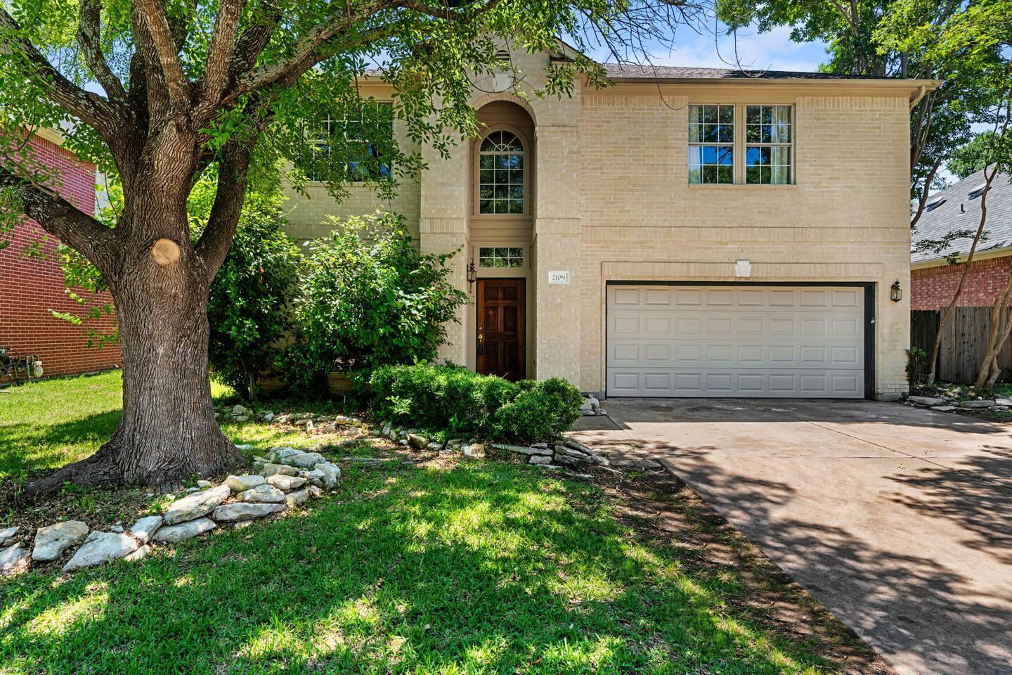 2109 Spring Hollow Path, Round Rock, TX 78681
