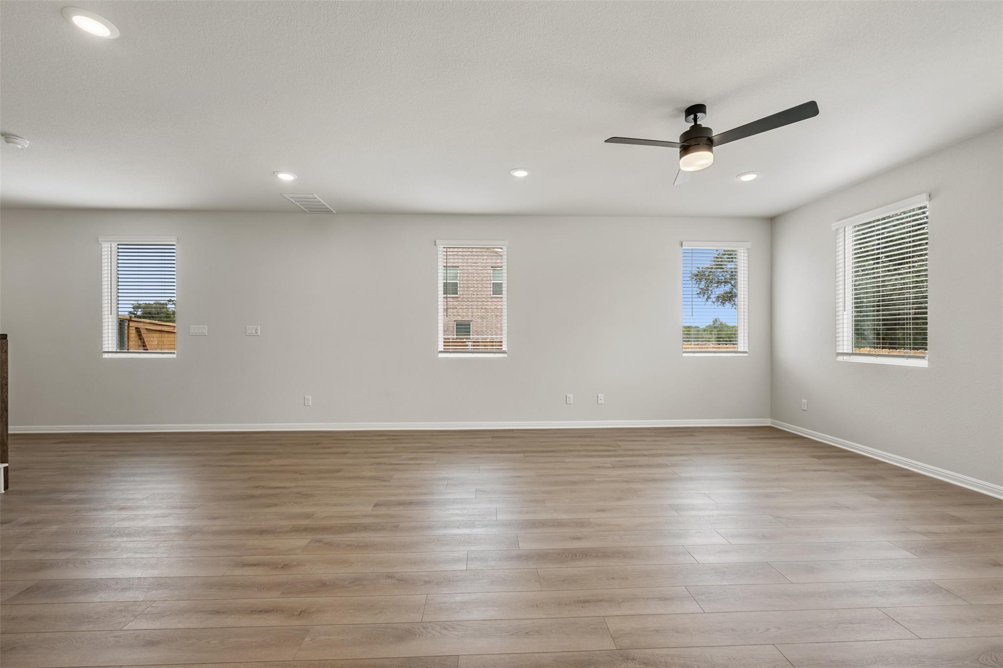 136 Knockout Rose Dr, San Marcos, TX 78666