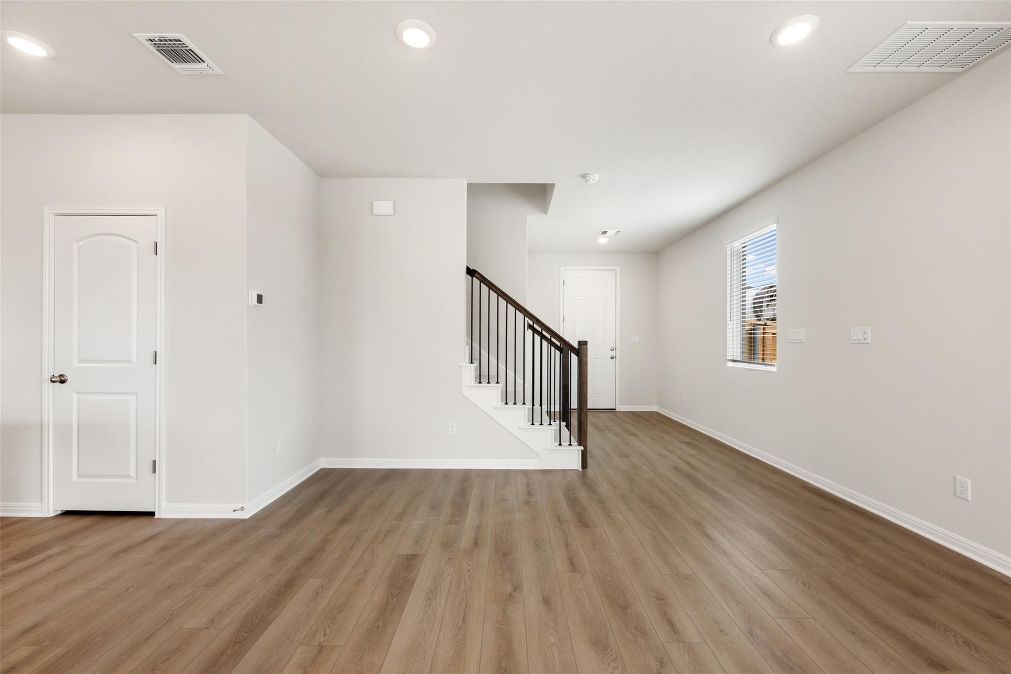 136 Knockout Rose Dr, San Marcos, TX 78666