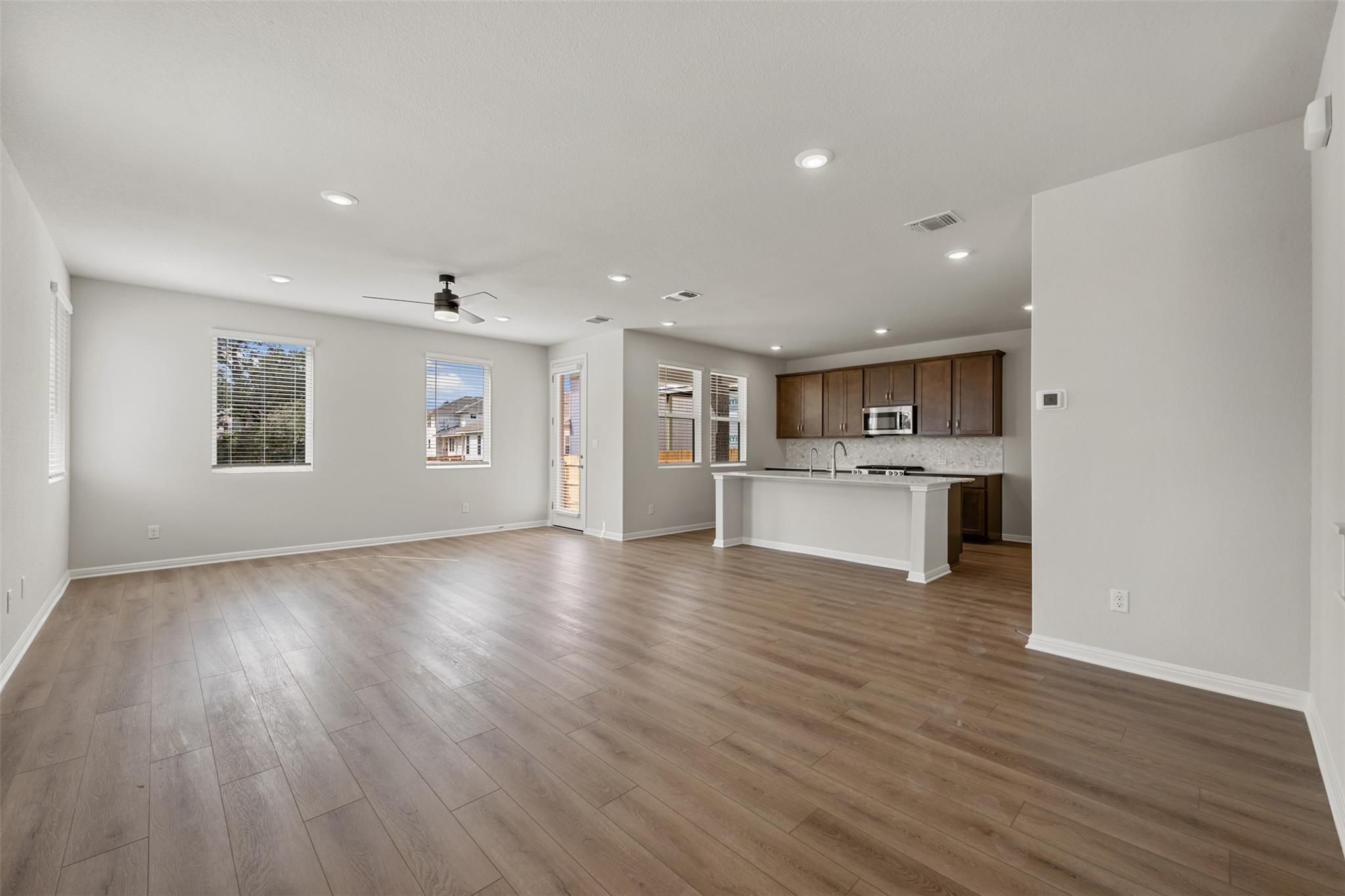 136 Knockout Rose Dr, San Marcos, TX 78666