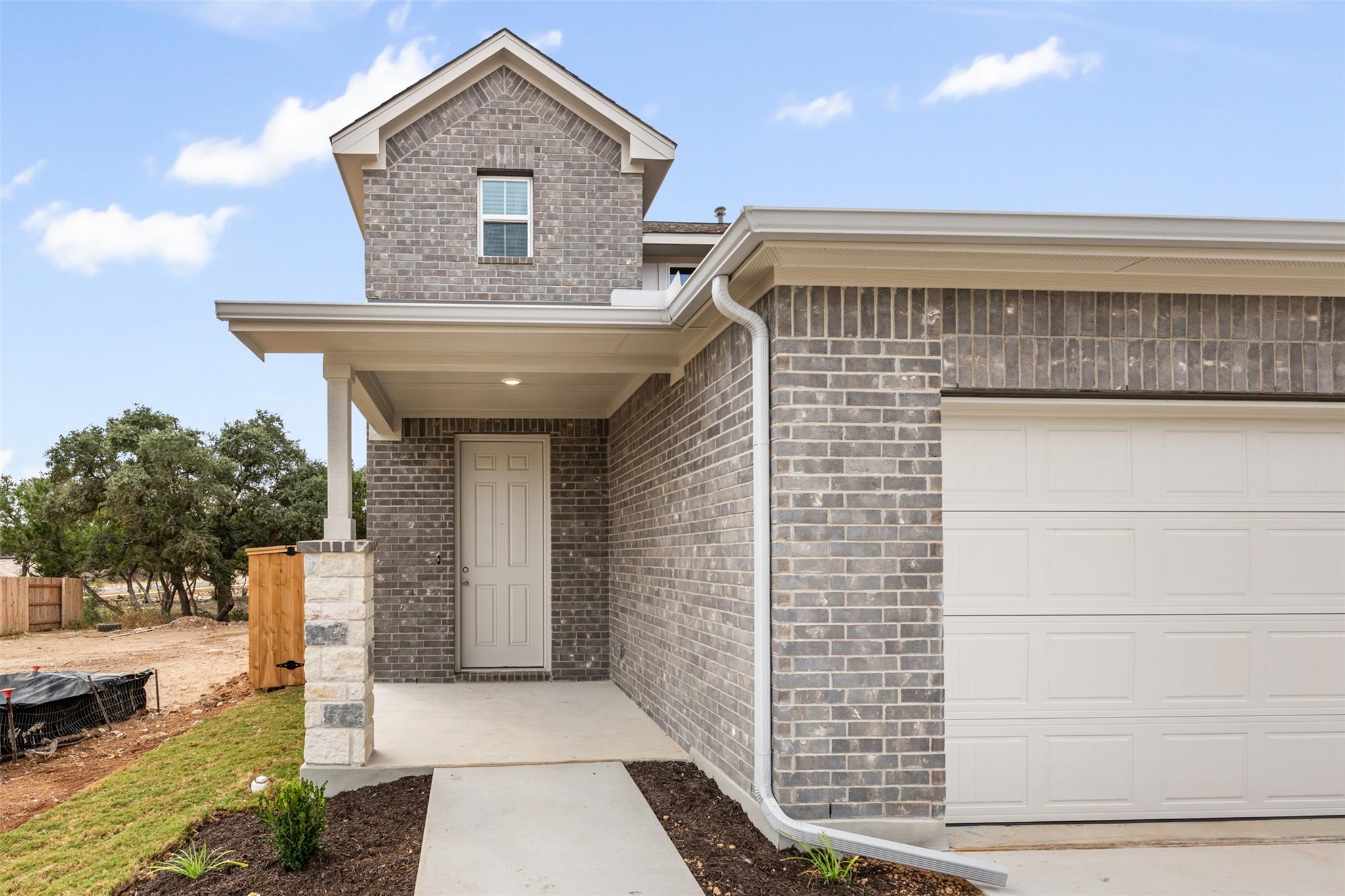 136 Knockout Rose Dr, San Marcos, TX 78666