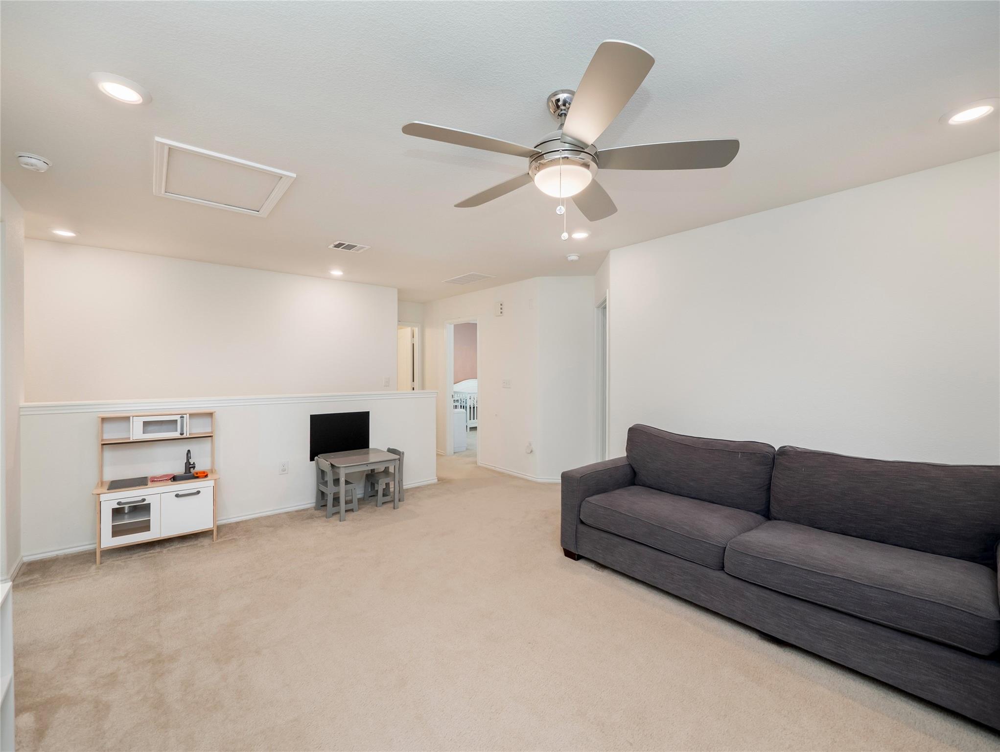 6313 Carriage Pines Dr, Del Valle, TX 78617