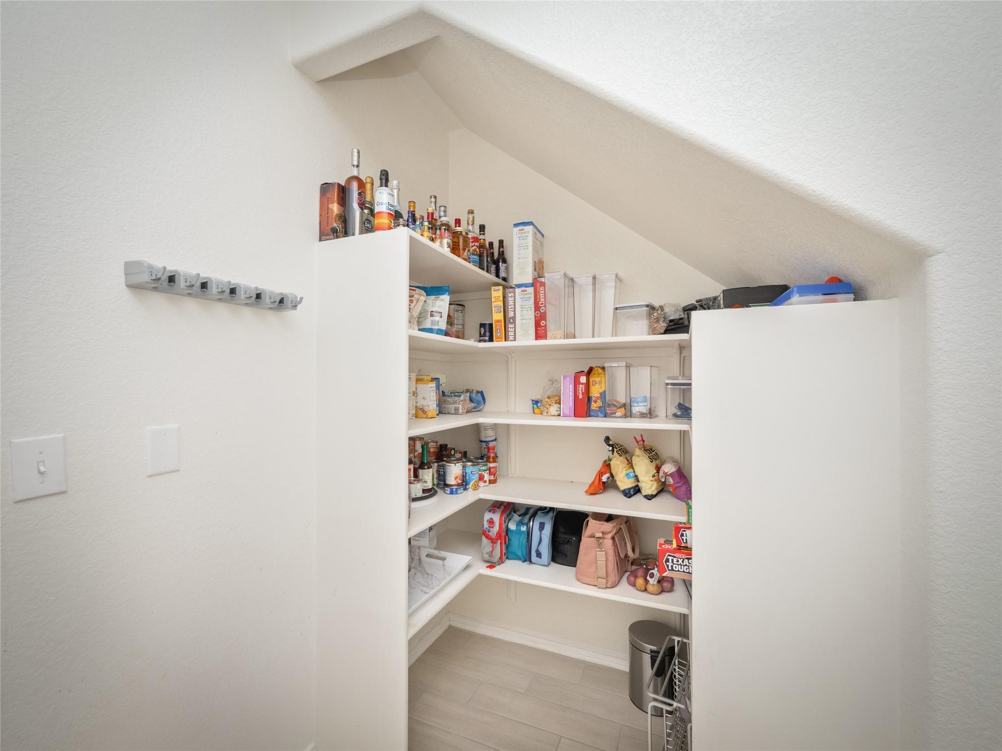 6313 Carriage Pines Dr, Del Valle, TX 78617