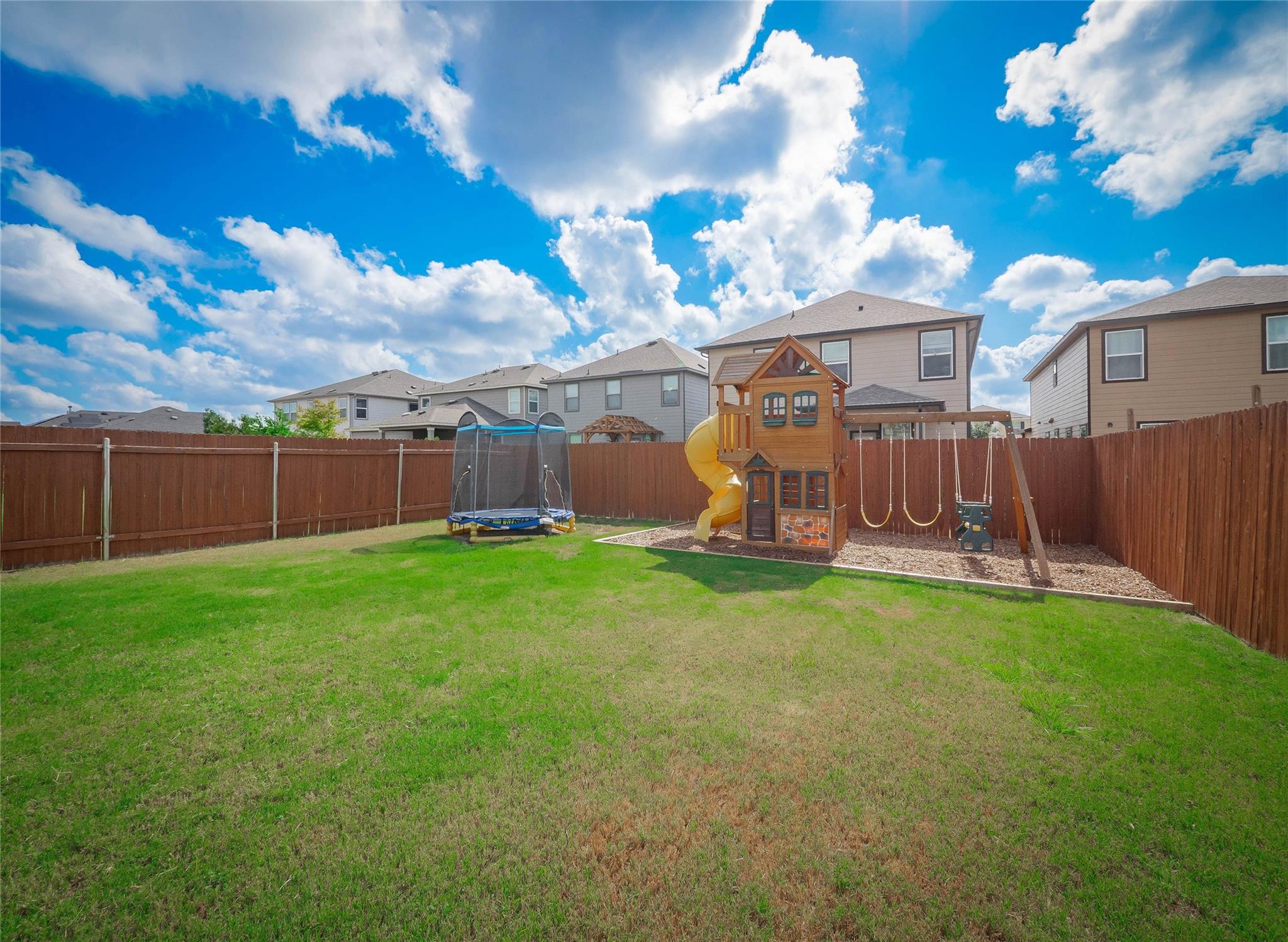 6313 Carriage Pines Dr, Del Valle, TX 78617